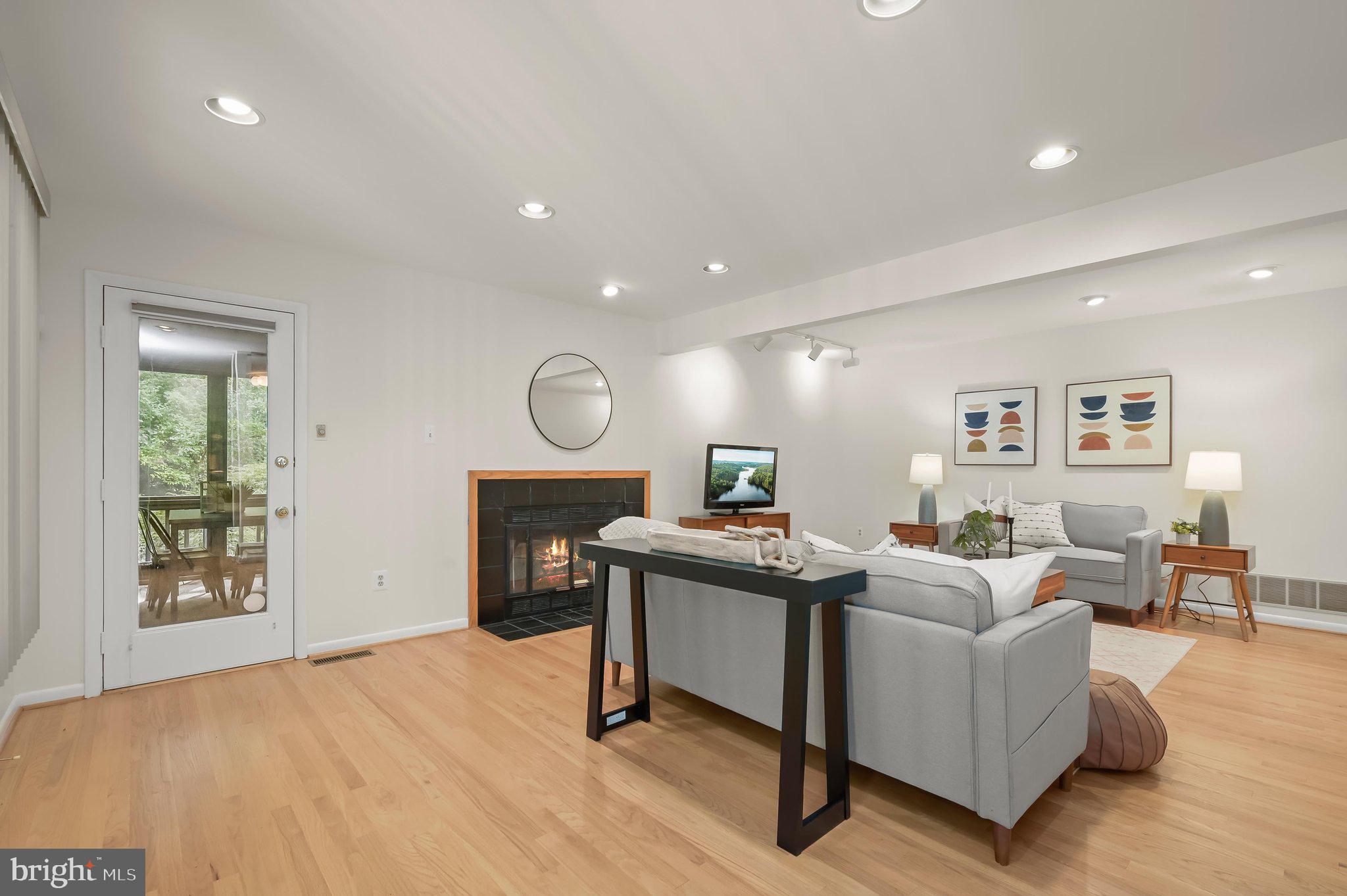 WATERFORD - Residential