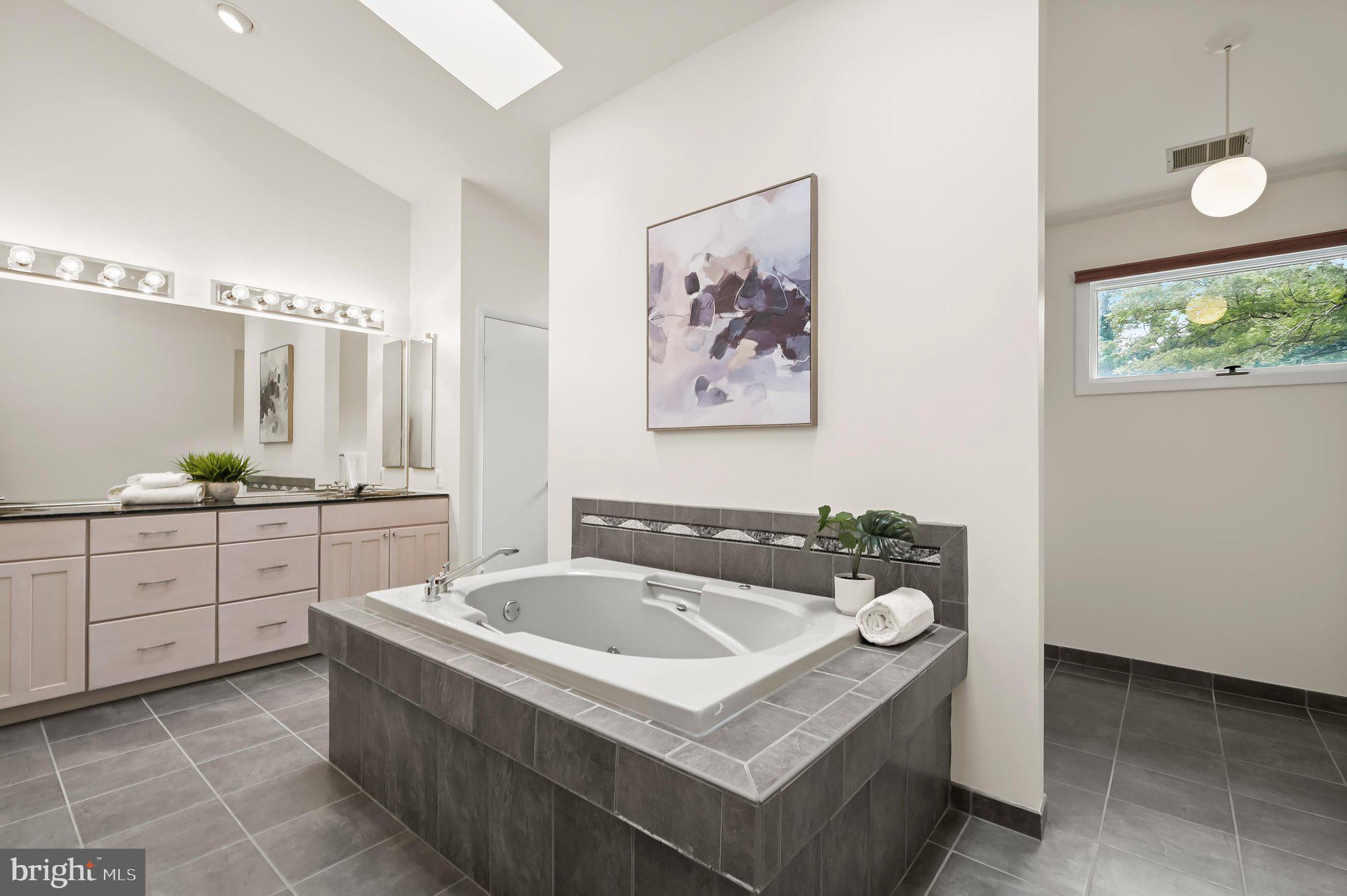 WATERFORD - Residential
