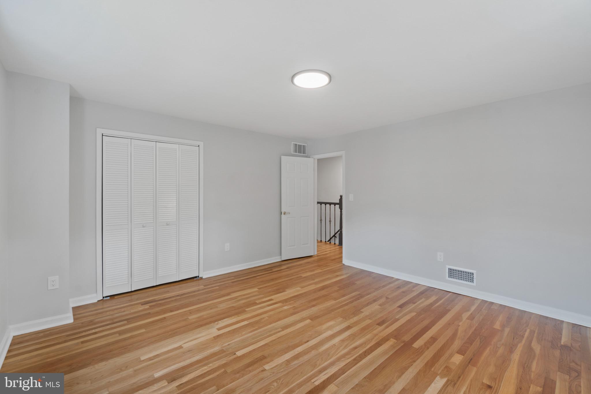 GLENMONT - Residential