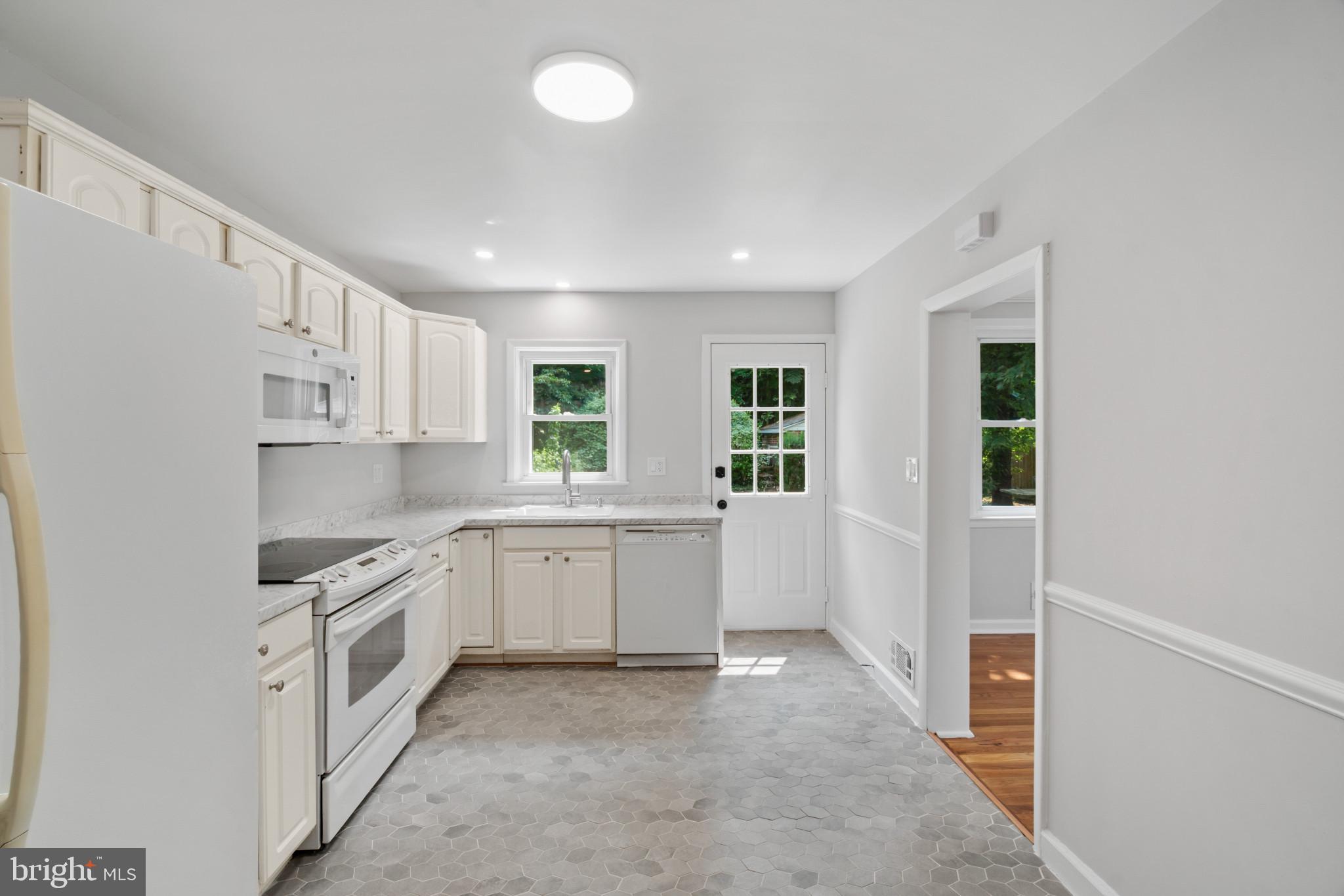 GLENMONT - Residential