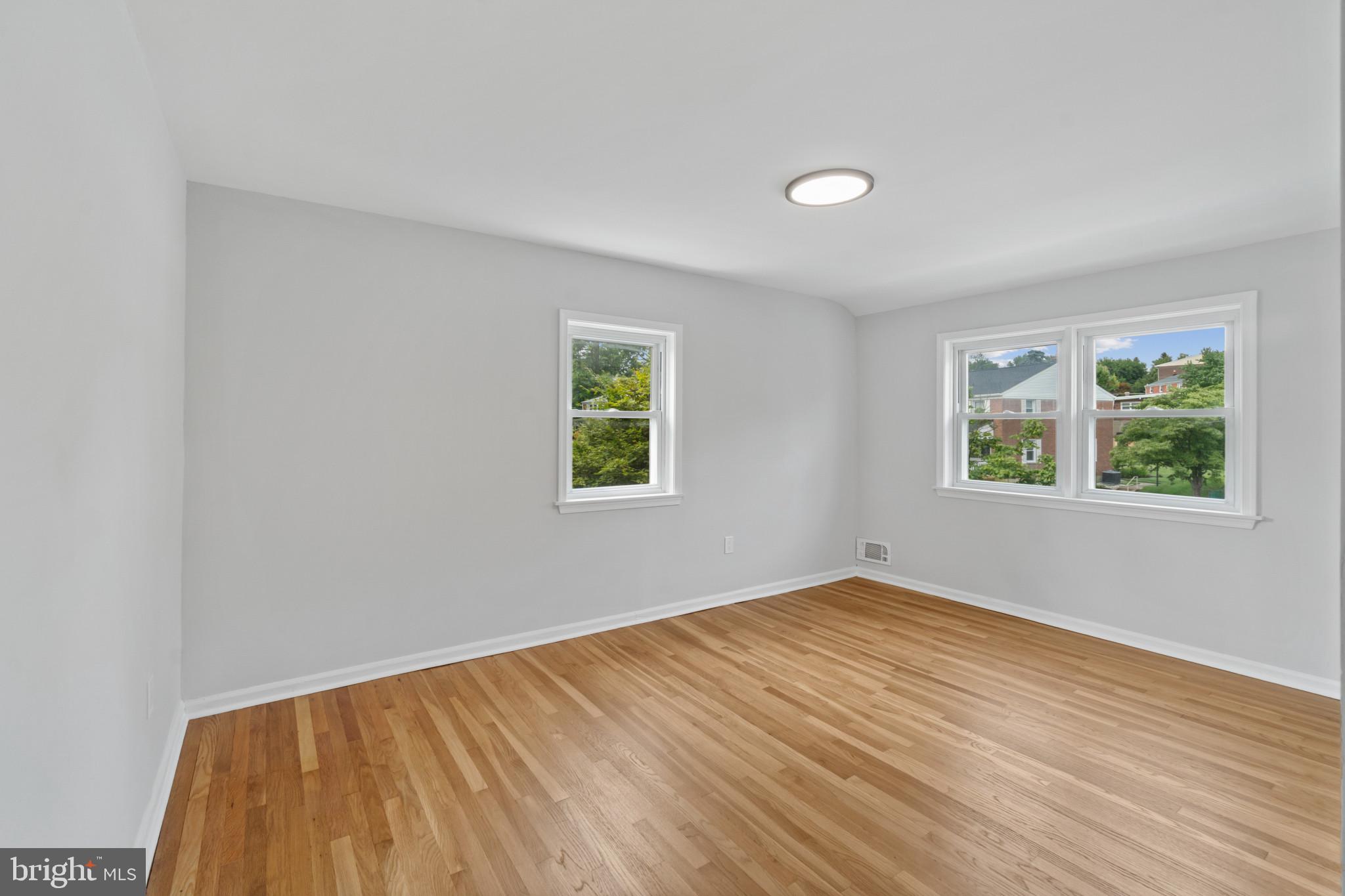 GLENMONT - Residential