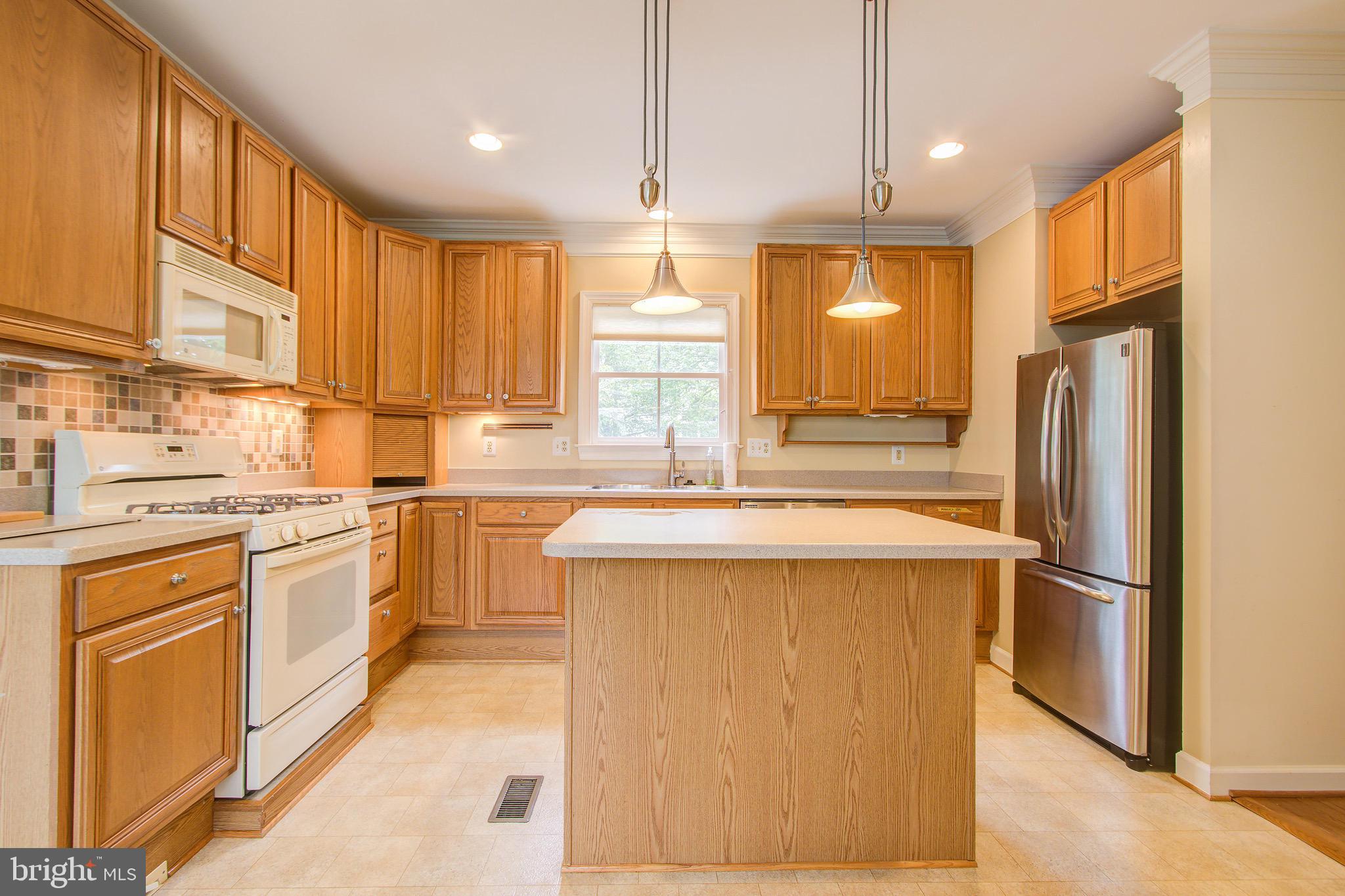 KING FARM WATKINS POND - Residential