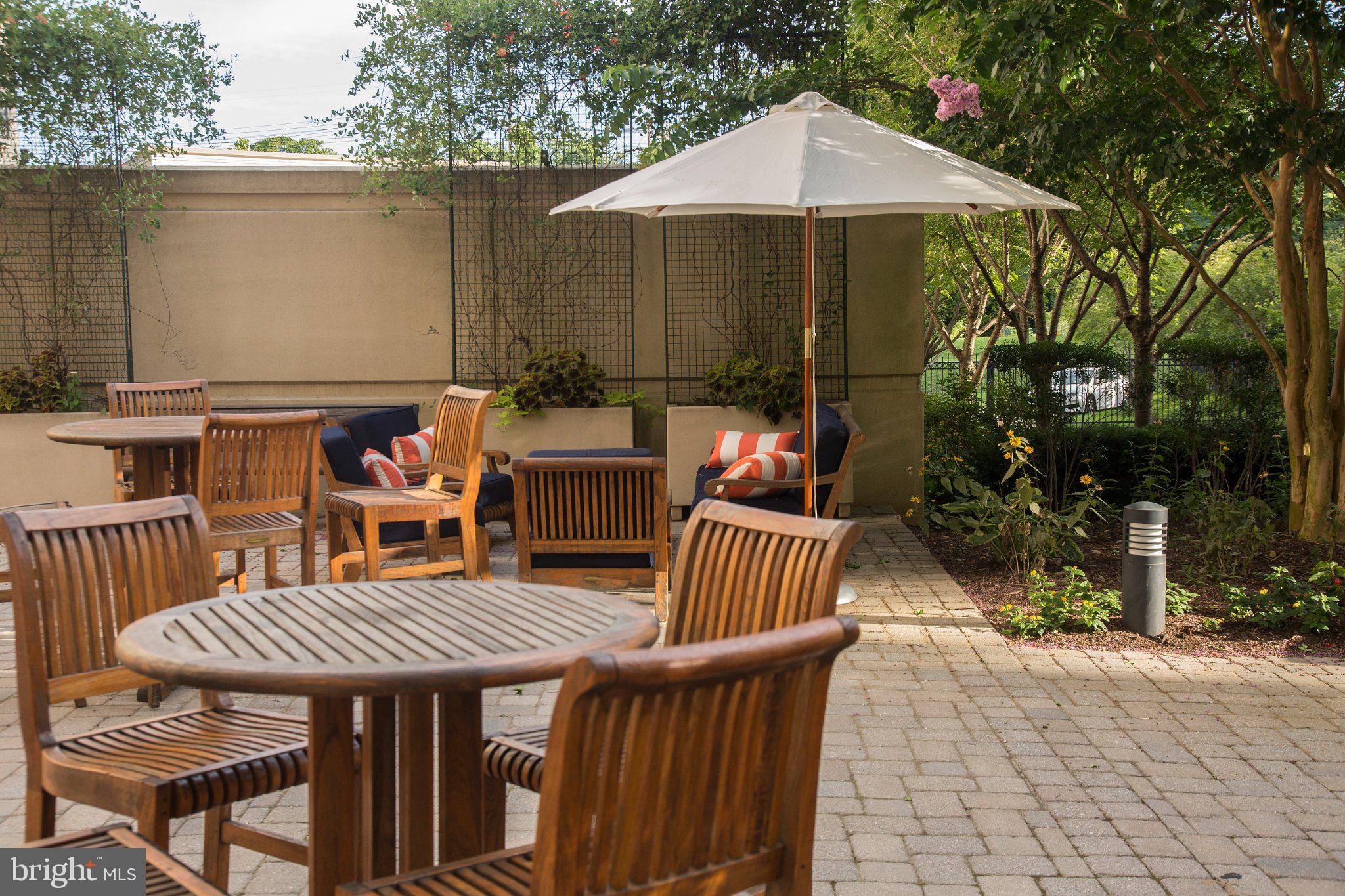 RESIDENCES AT PARK PLACE - Residential