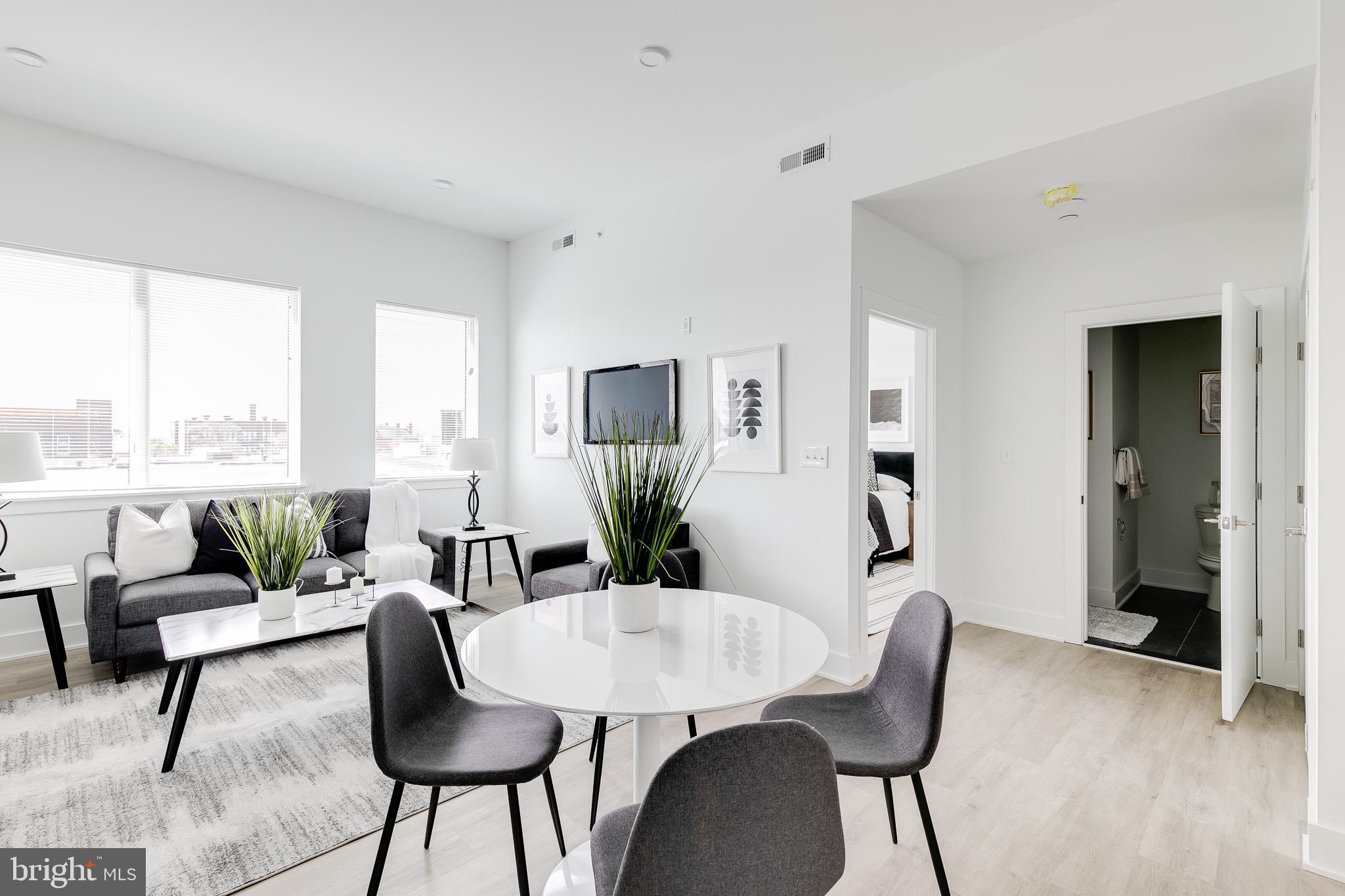 GRADUATE HOSPITAL - Residential Lease