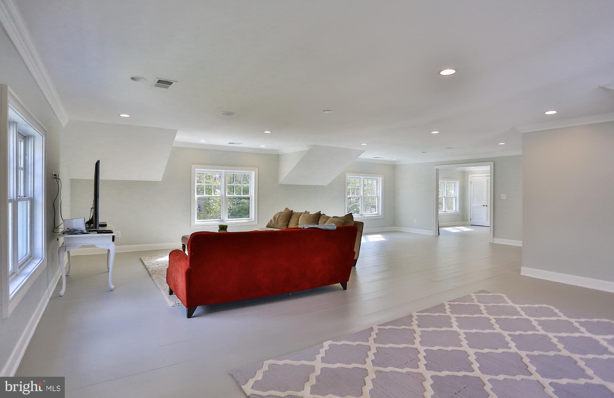 CHESTERBROOK - Residential