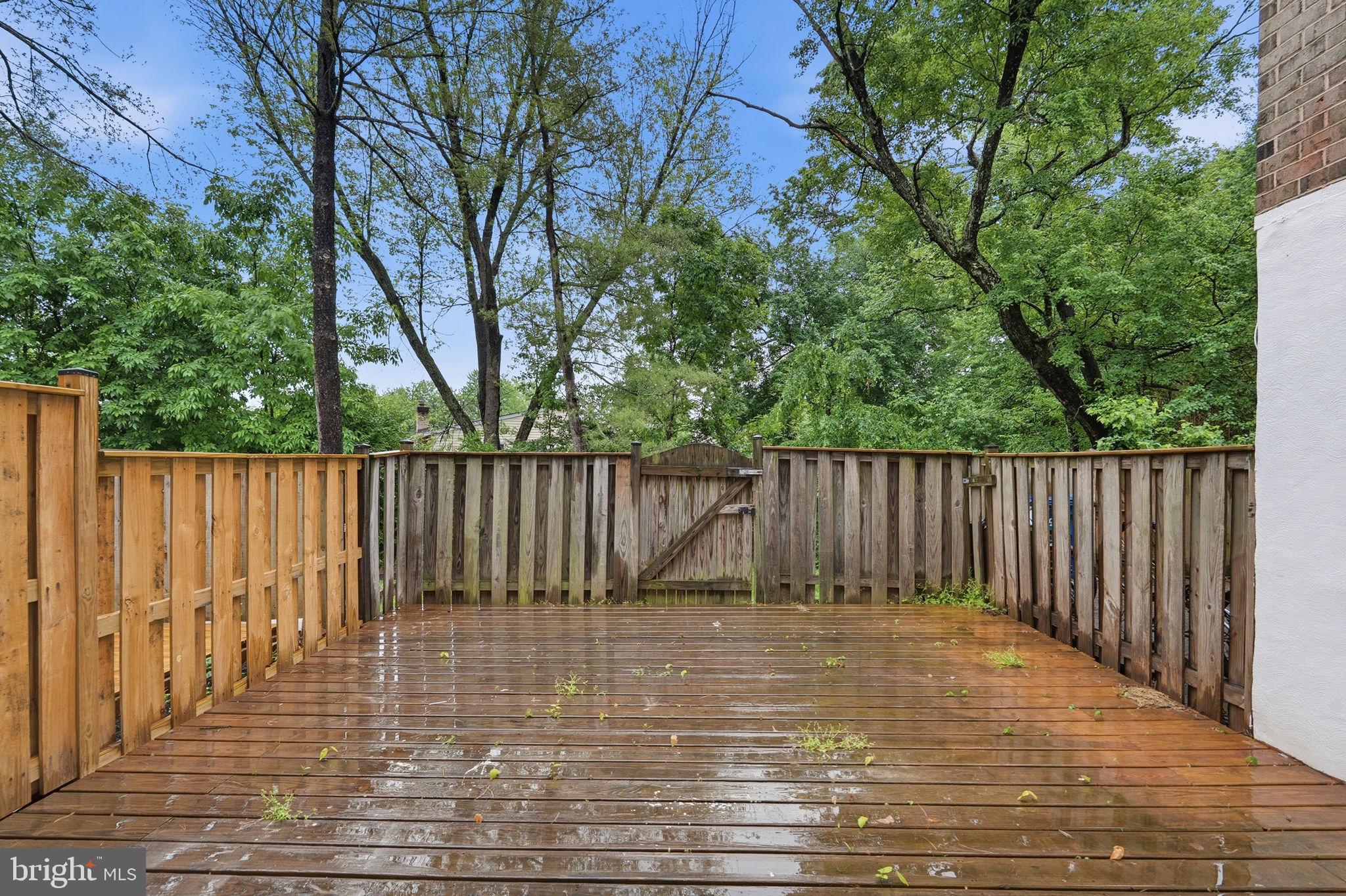 SUGARLAND RUN - Residential