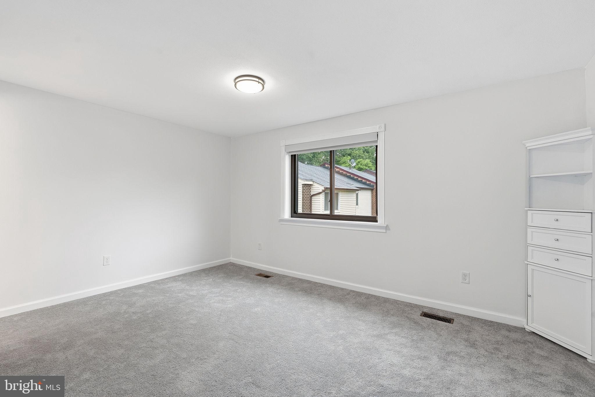 SUGARLAND RUN - Residential