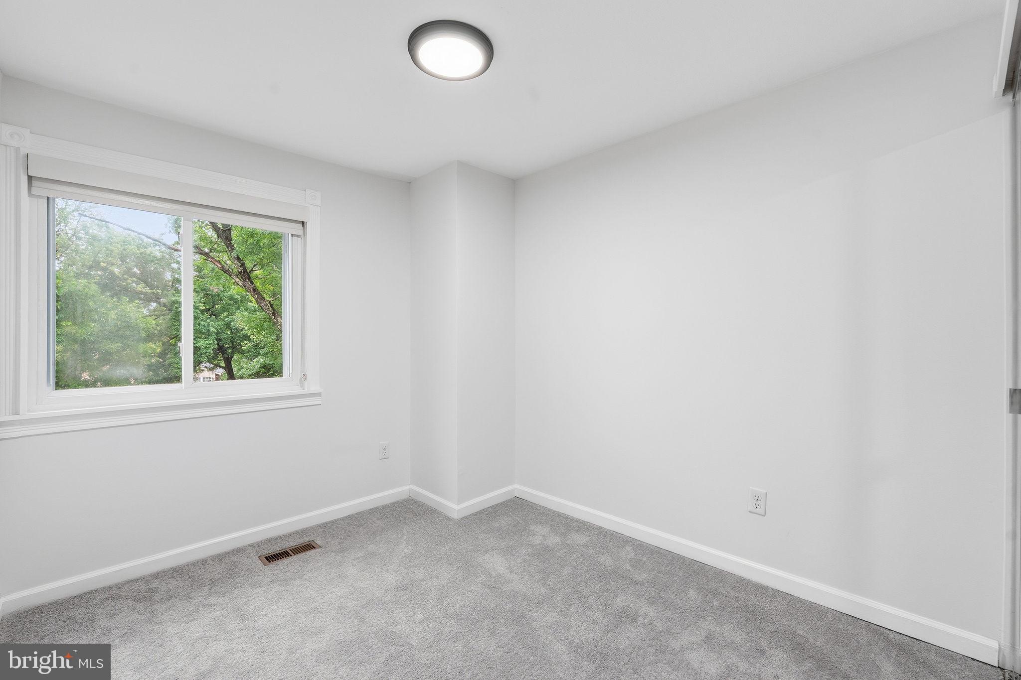 SUGARLAND RUN - Residential