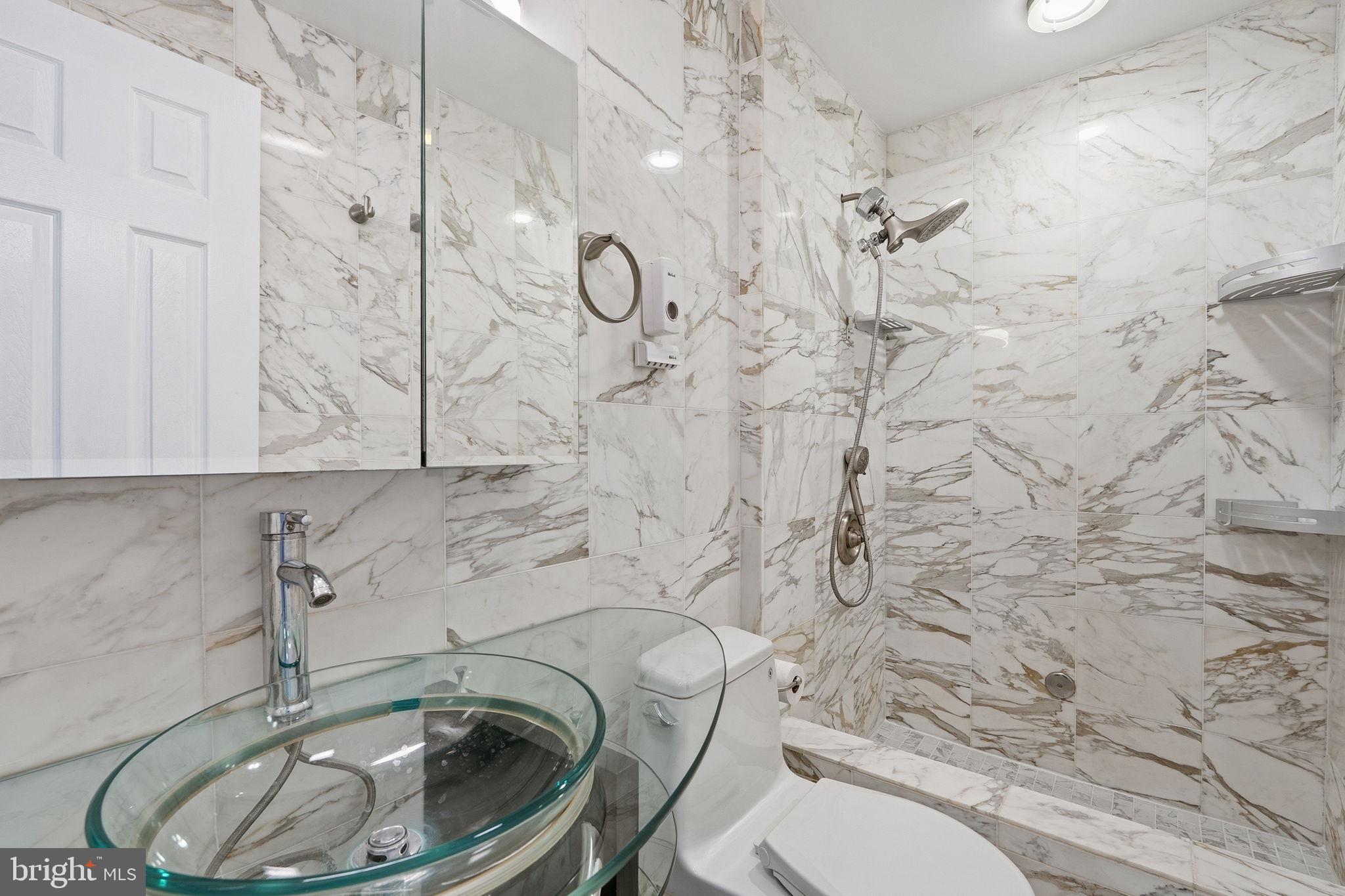 SUGARLAND RUN - Residential