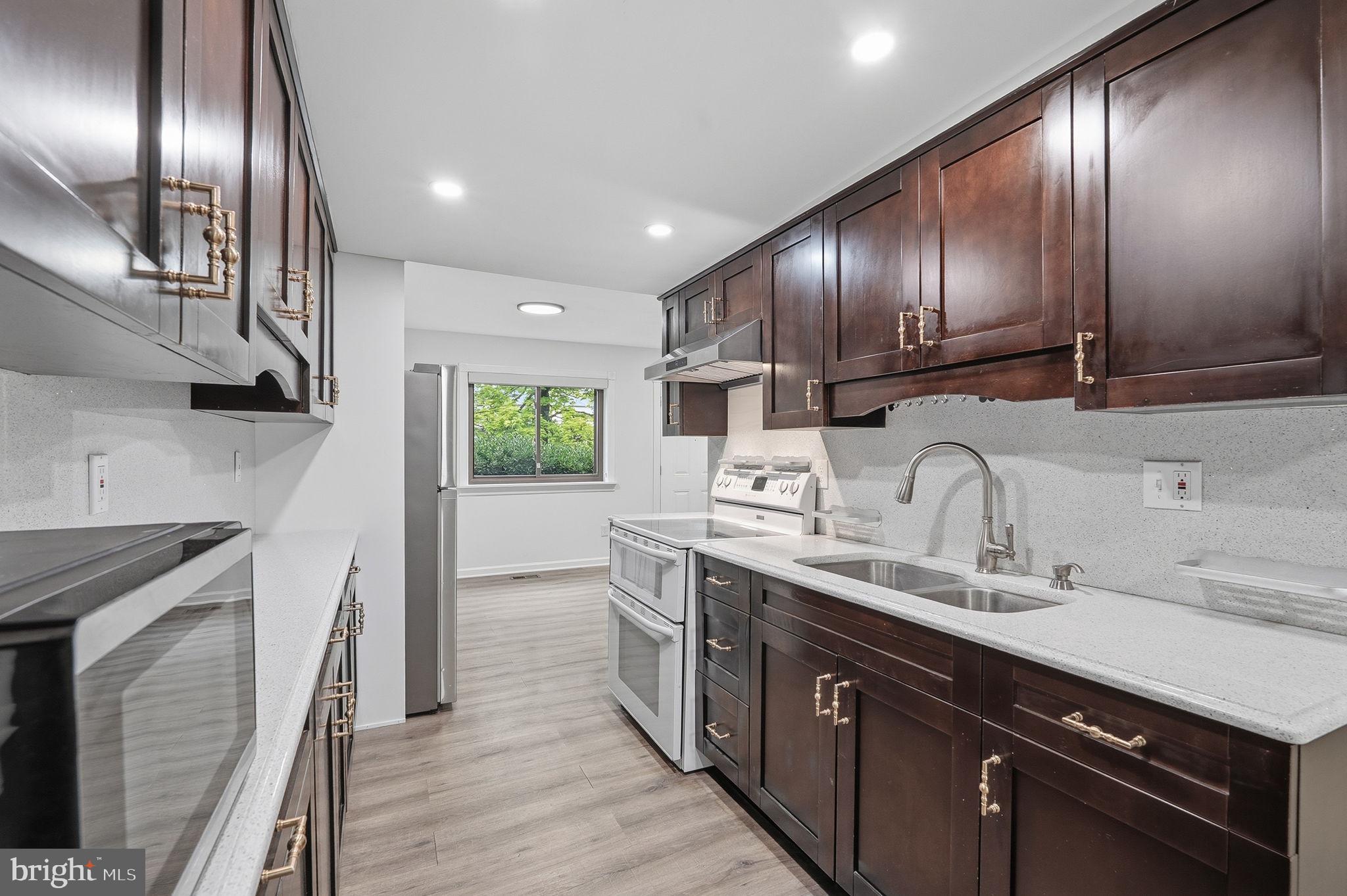 SUGARLAND RUN - Residential