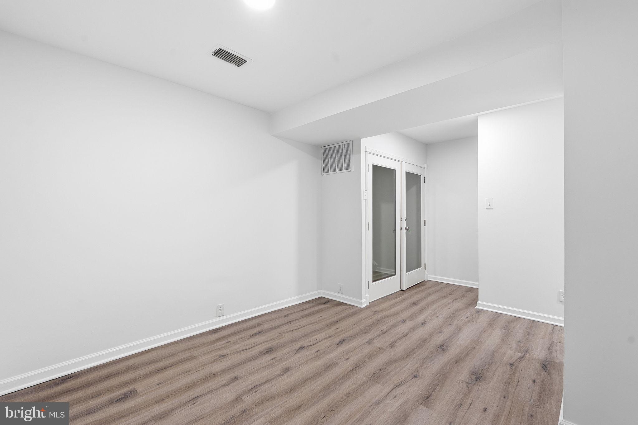 SUGARLAND RUN - Residential