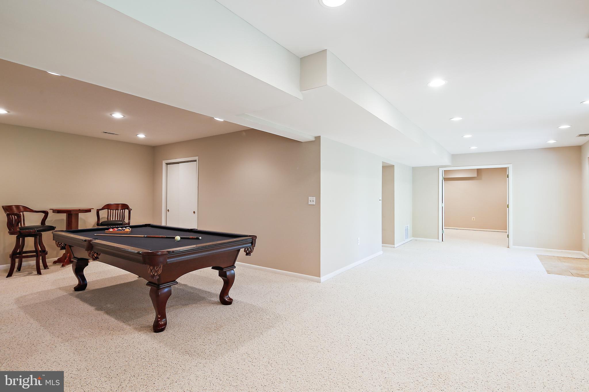 VILLAGE OF HICKORY RIDGE - Residential