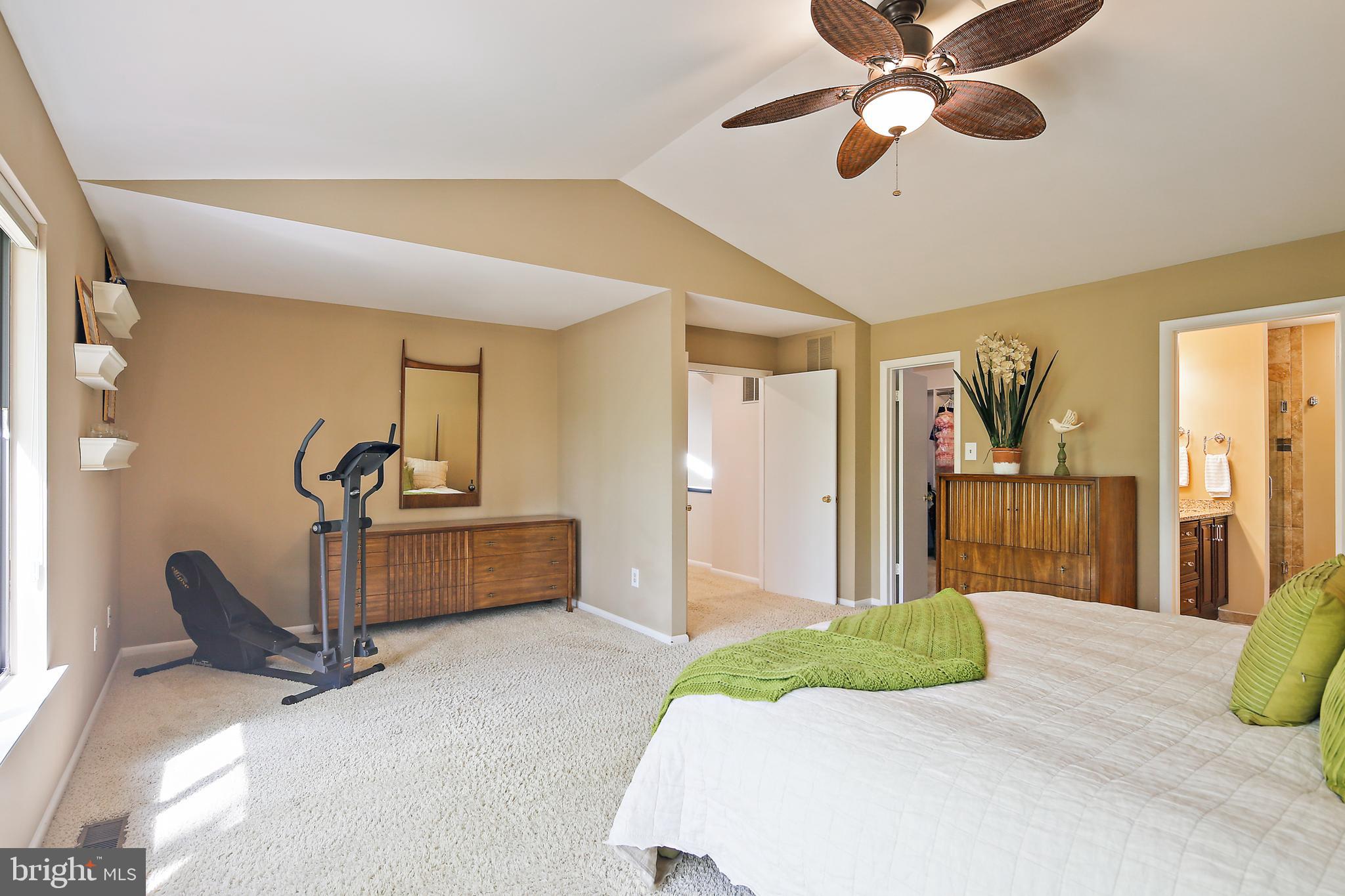 VILLAGE OF HICKORY RIDGE - Residential