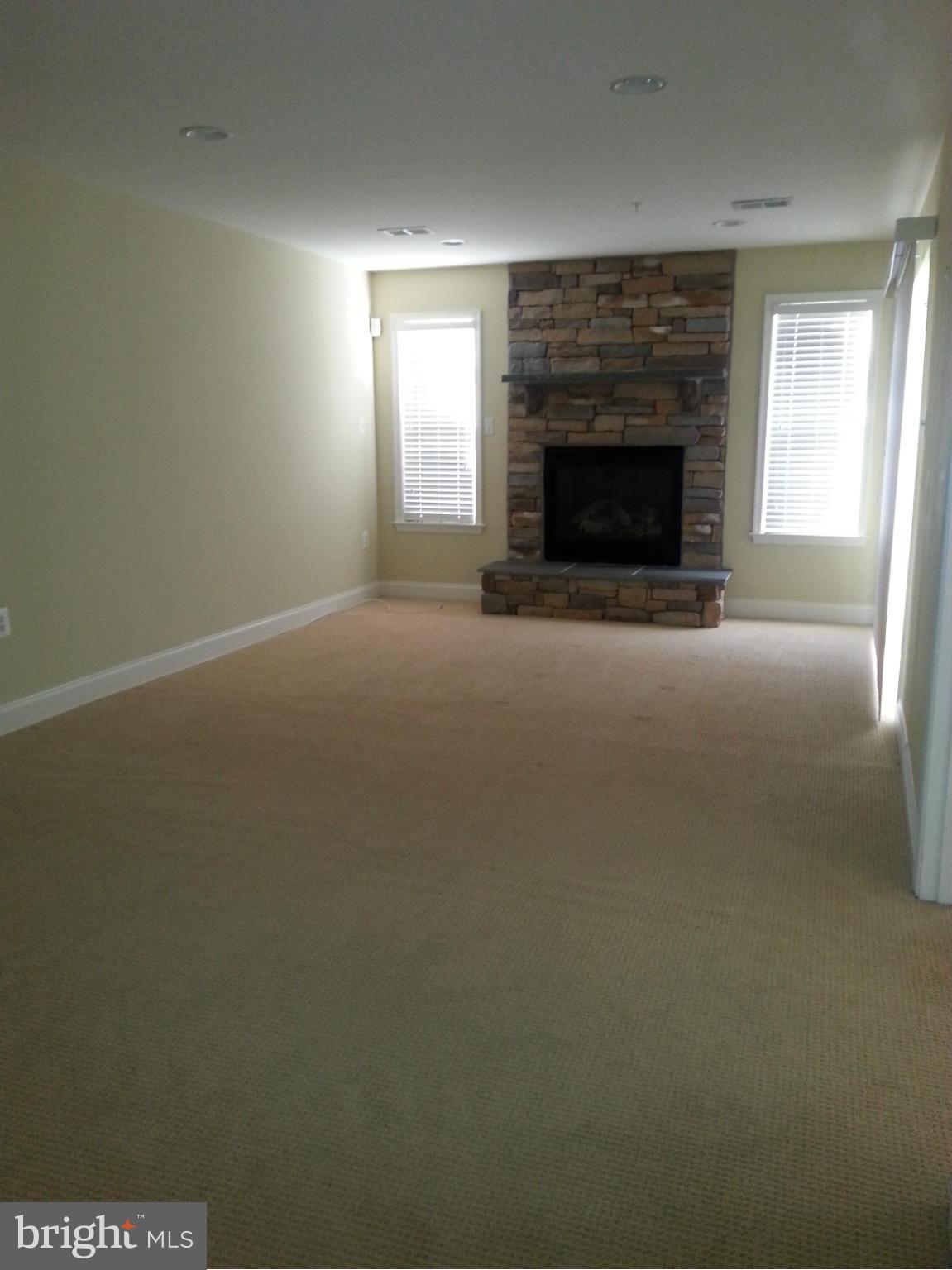 BRUNTON - Residential Lease