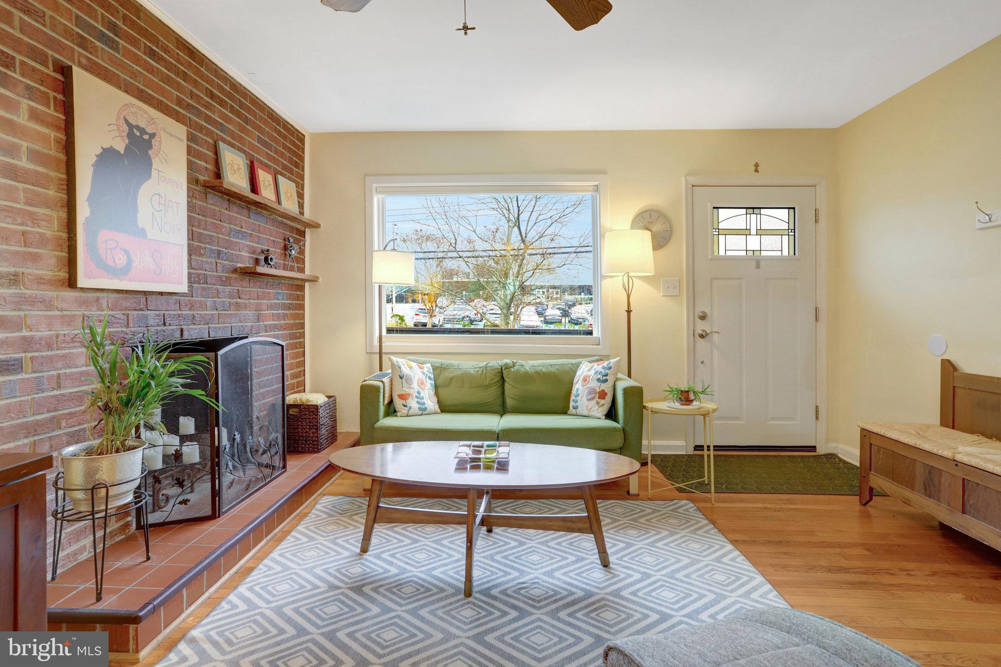 CAMERON HEIGHTS - Residential
