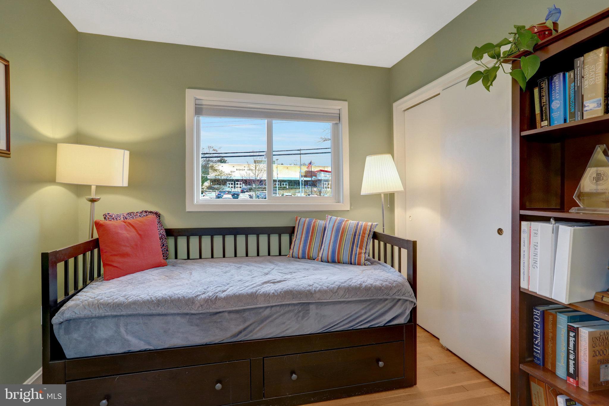 CAMERON HEIGHTS - Residential