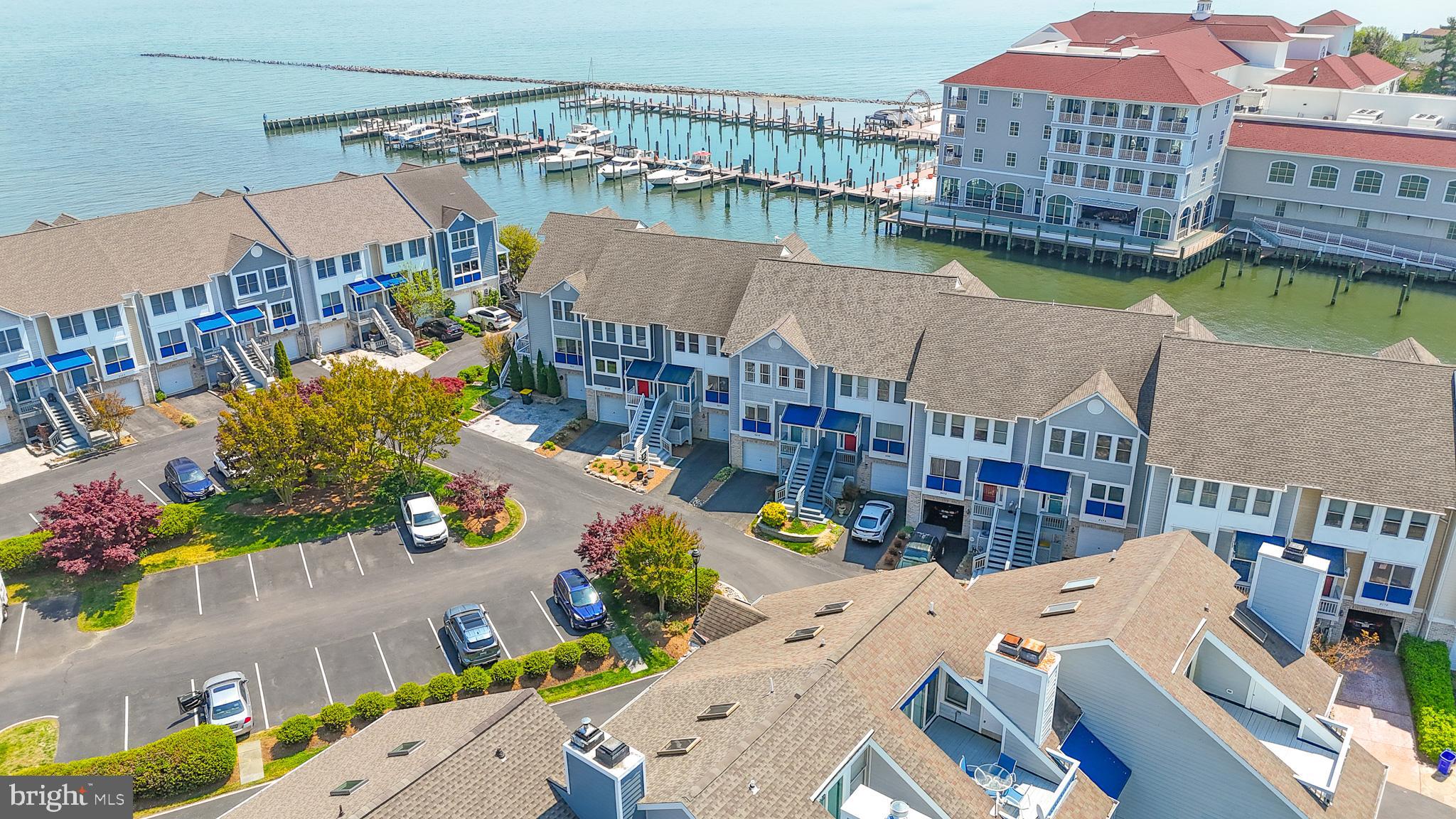 WINDWARD KEY - Residential