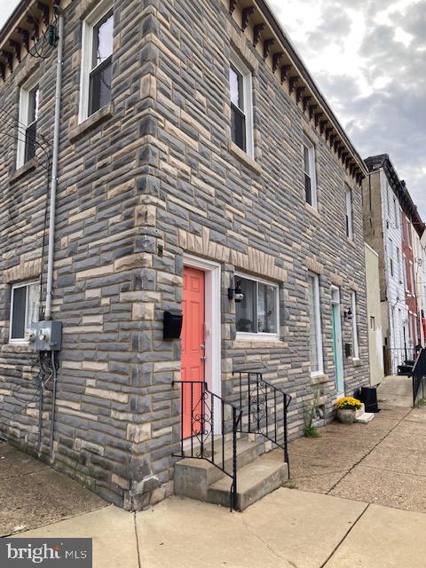 FISHTOWN - Residential Lease