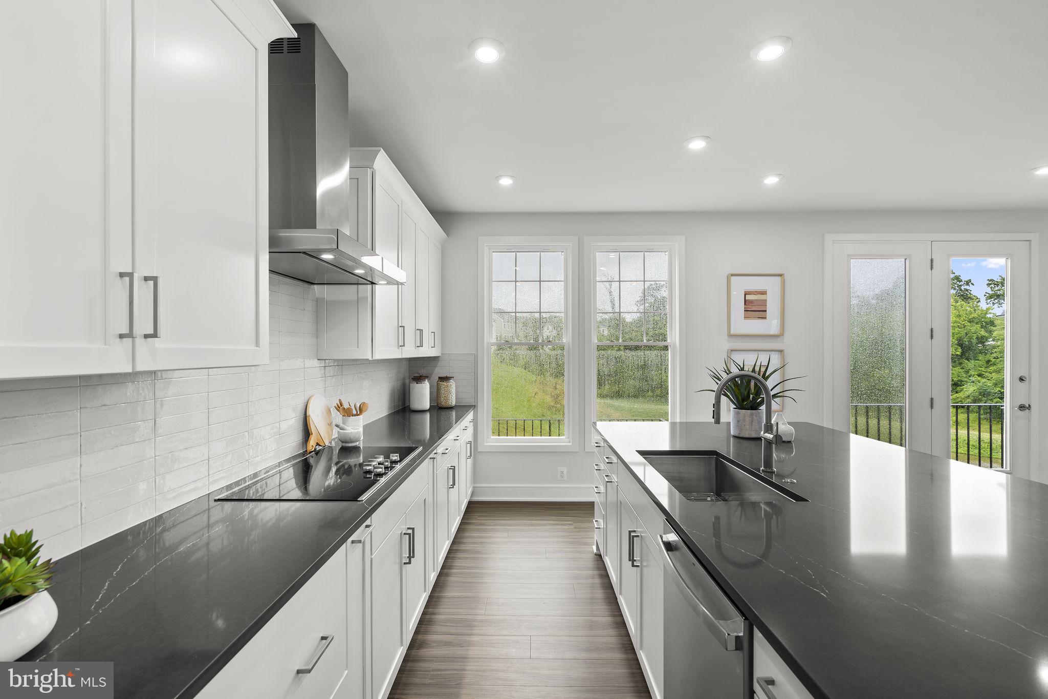 HERITAGE AT MARSHALL - Residential