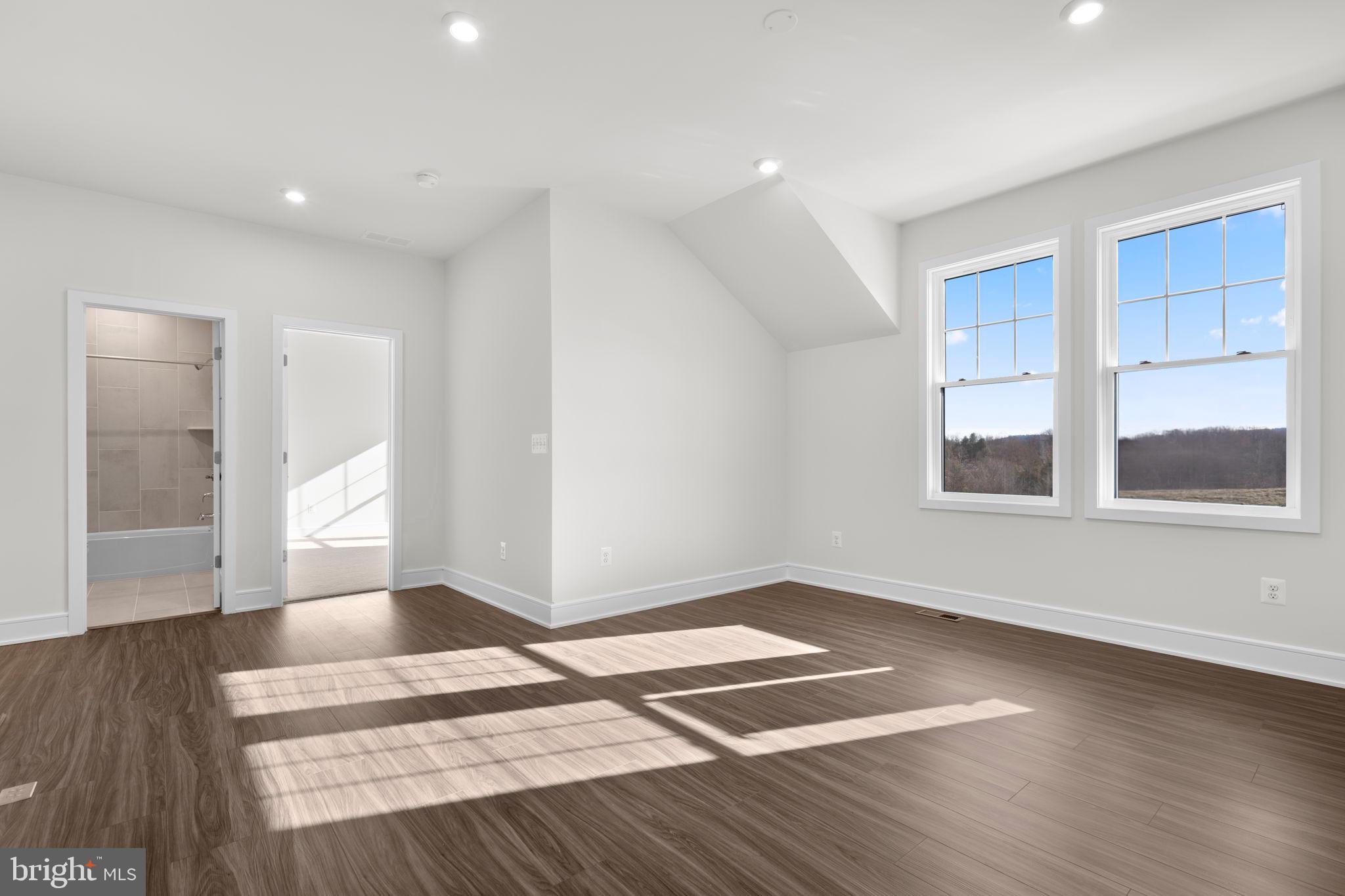 HERITAGE AT MARSHALL - Residential