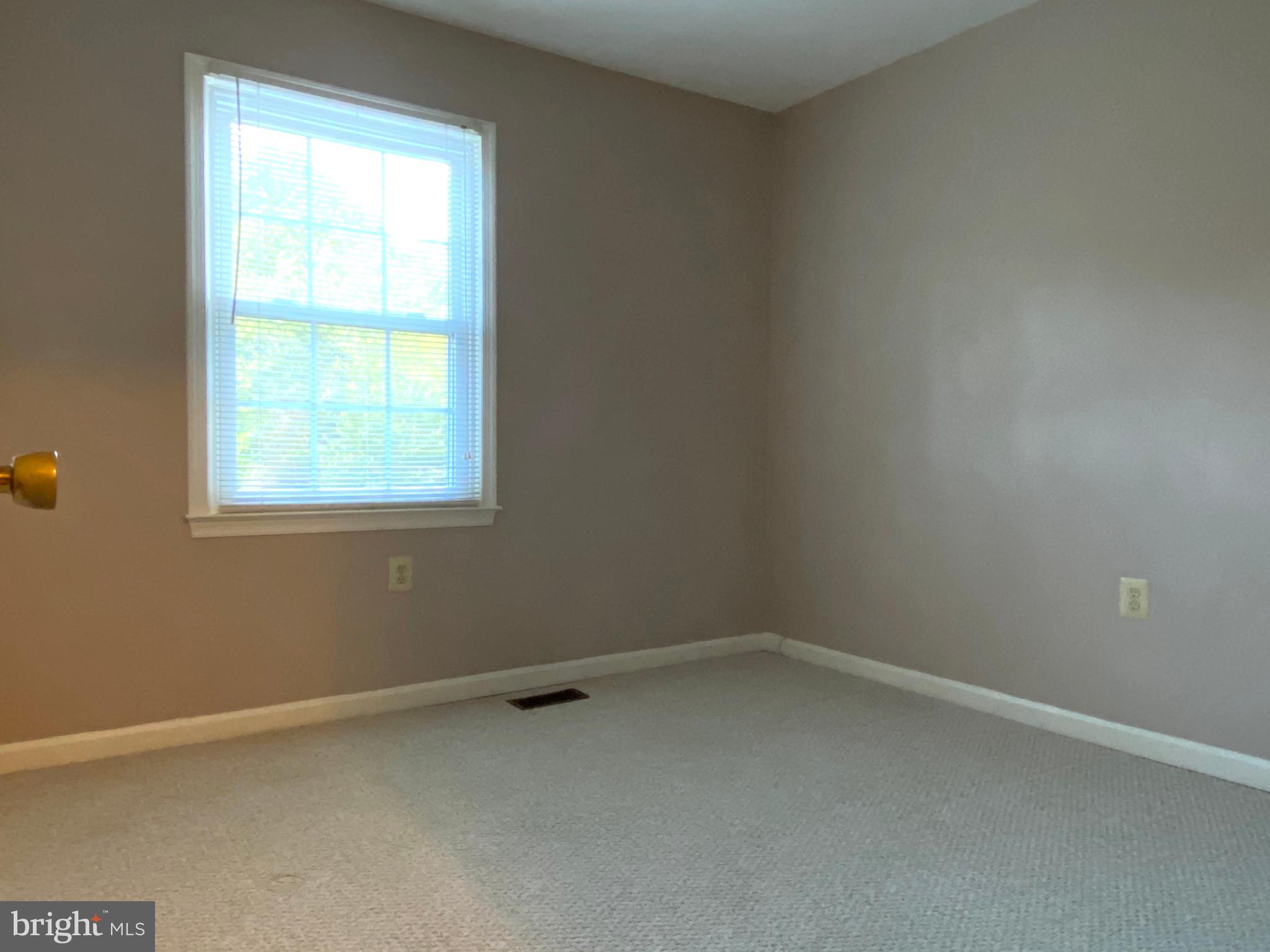 AFTON GLEN - Residential Lease
