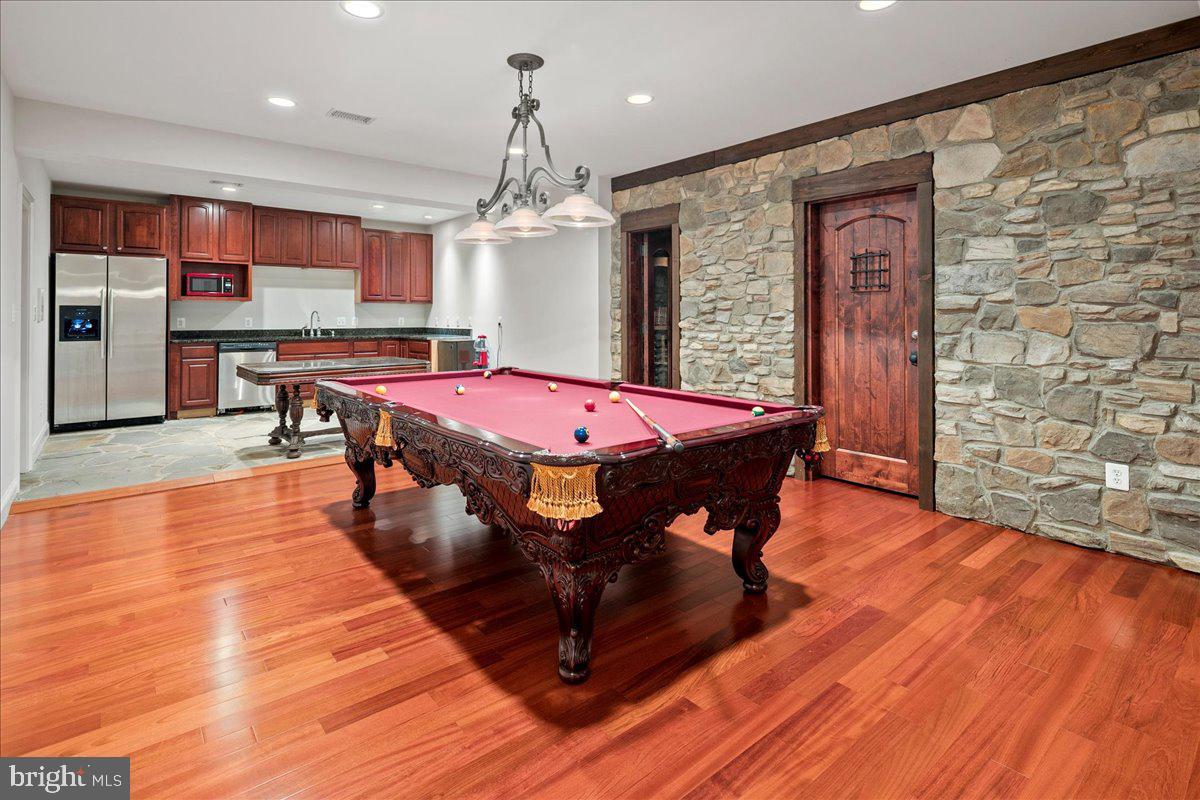 BALMORAL GREENS - Residential