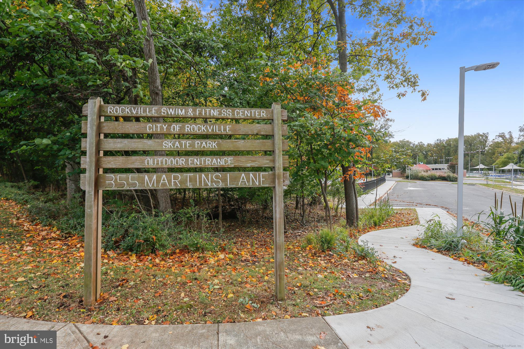 ROCK CREEK PALISADES - Residential Lease