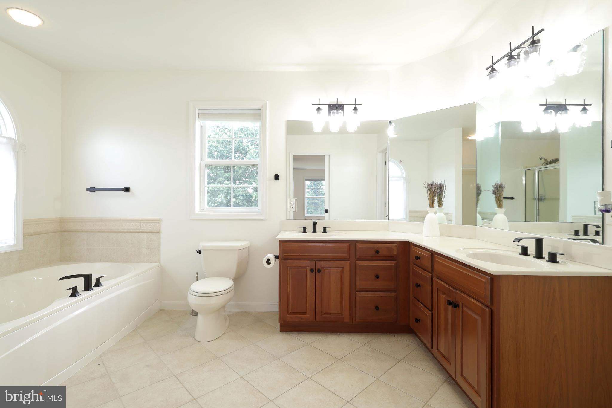 TROTTER FARMS - Residential