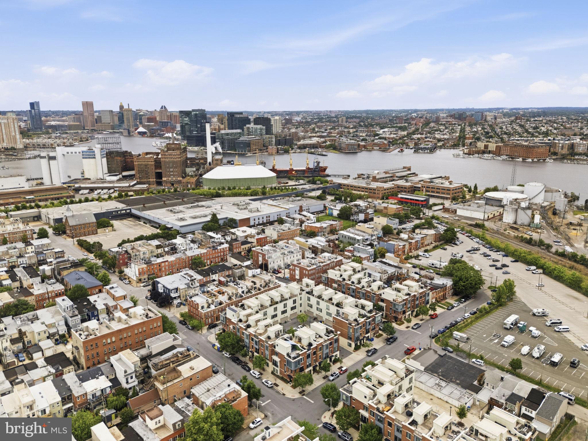 LOCUST POINT - Residential