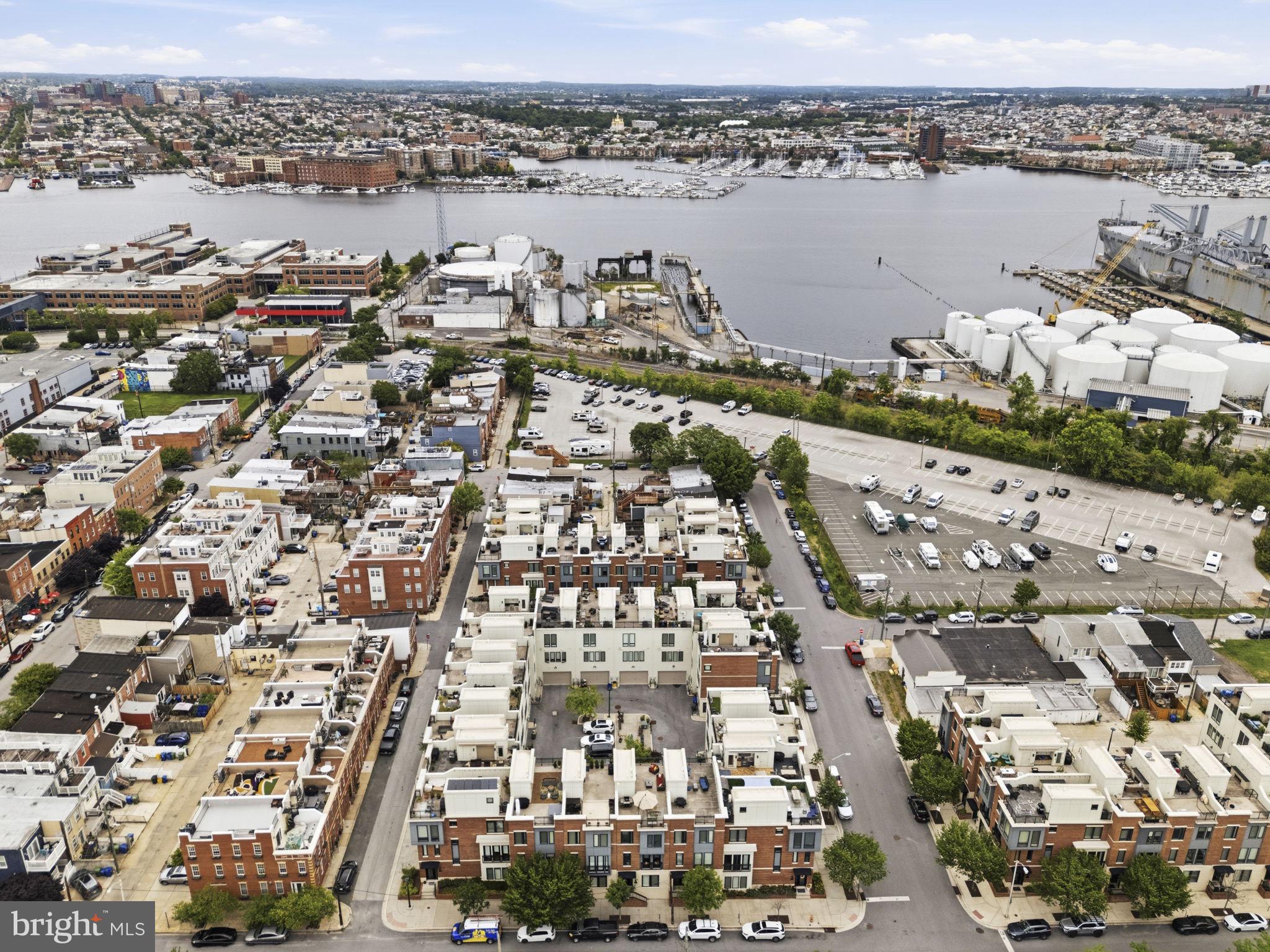 LOCUST POINT - Residential