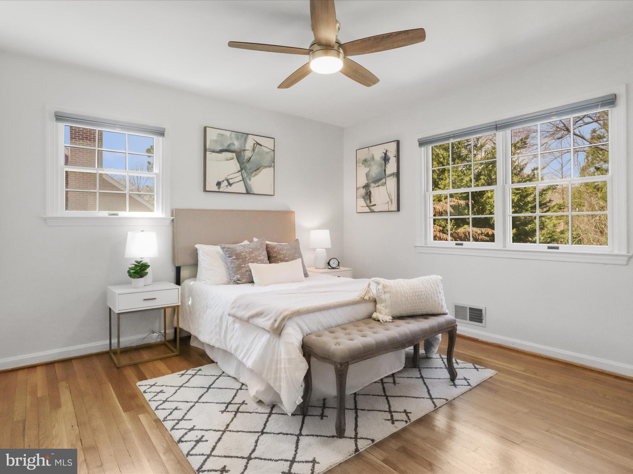SLEEPY HOLLOW MANOR - Residential