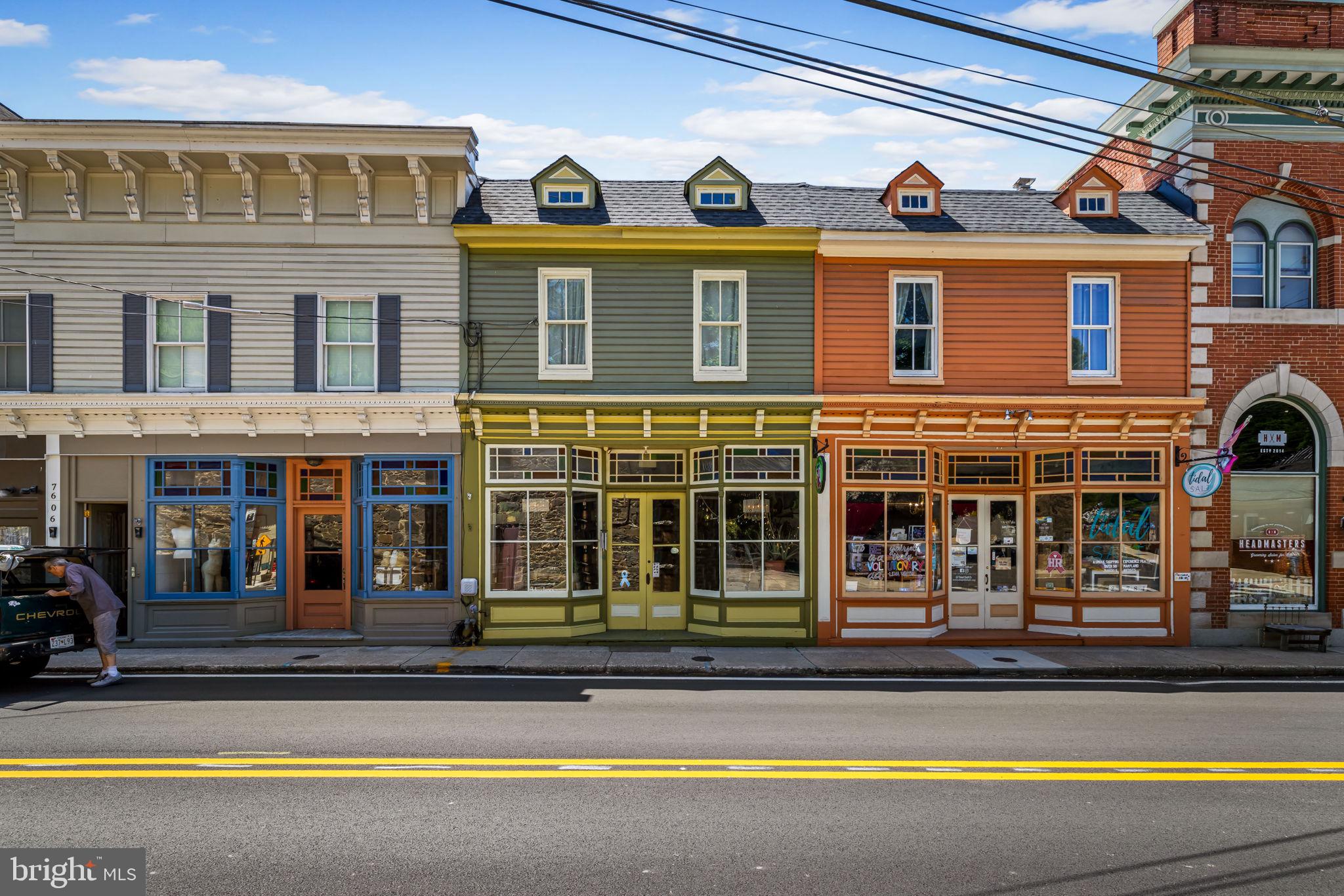 DOWNTOWN - Residential