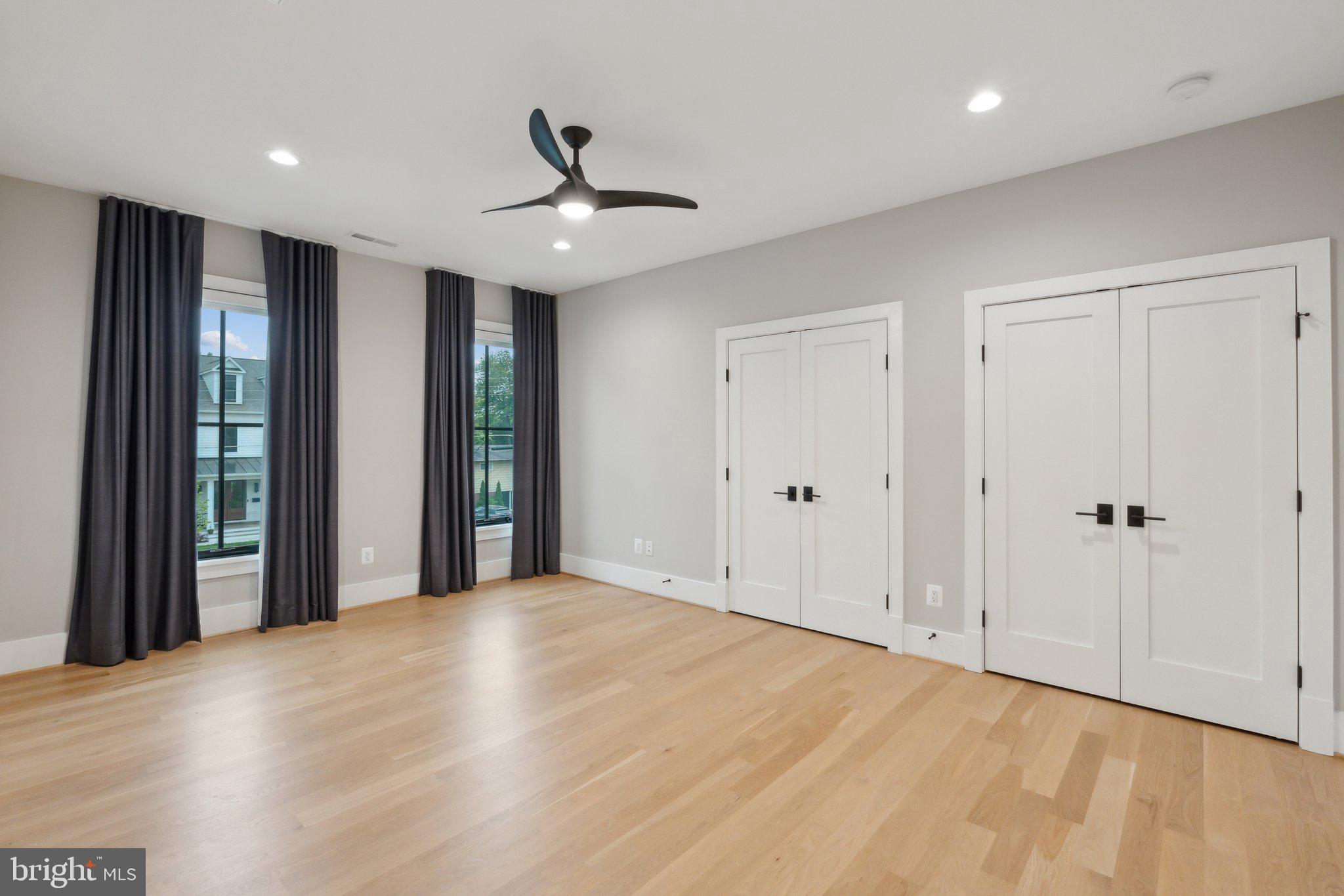 ROSEMONT - Residential