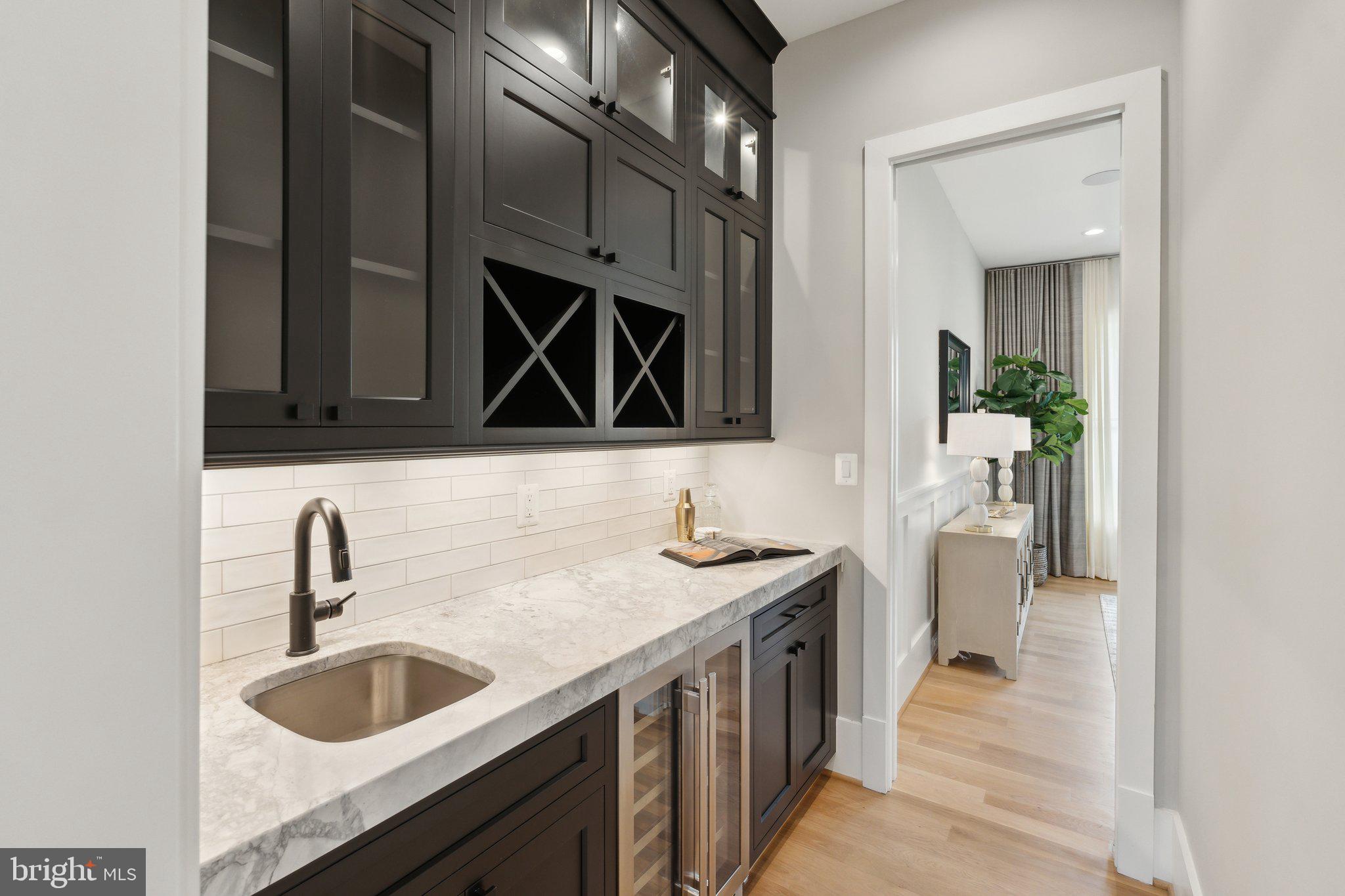 ROSEMONT - Residential