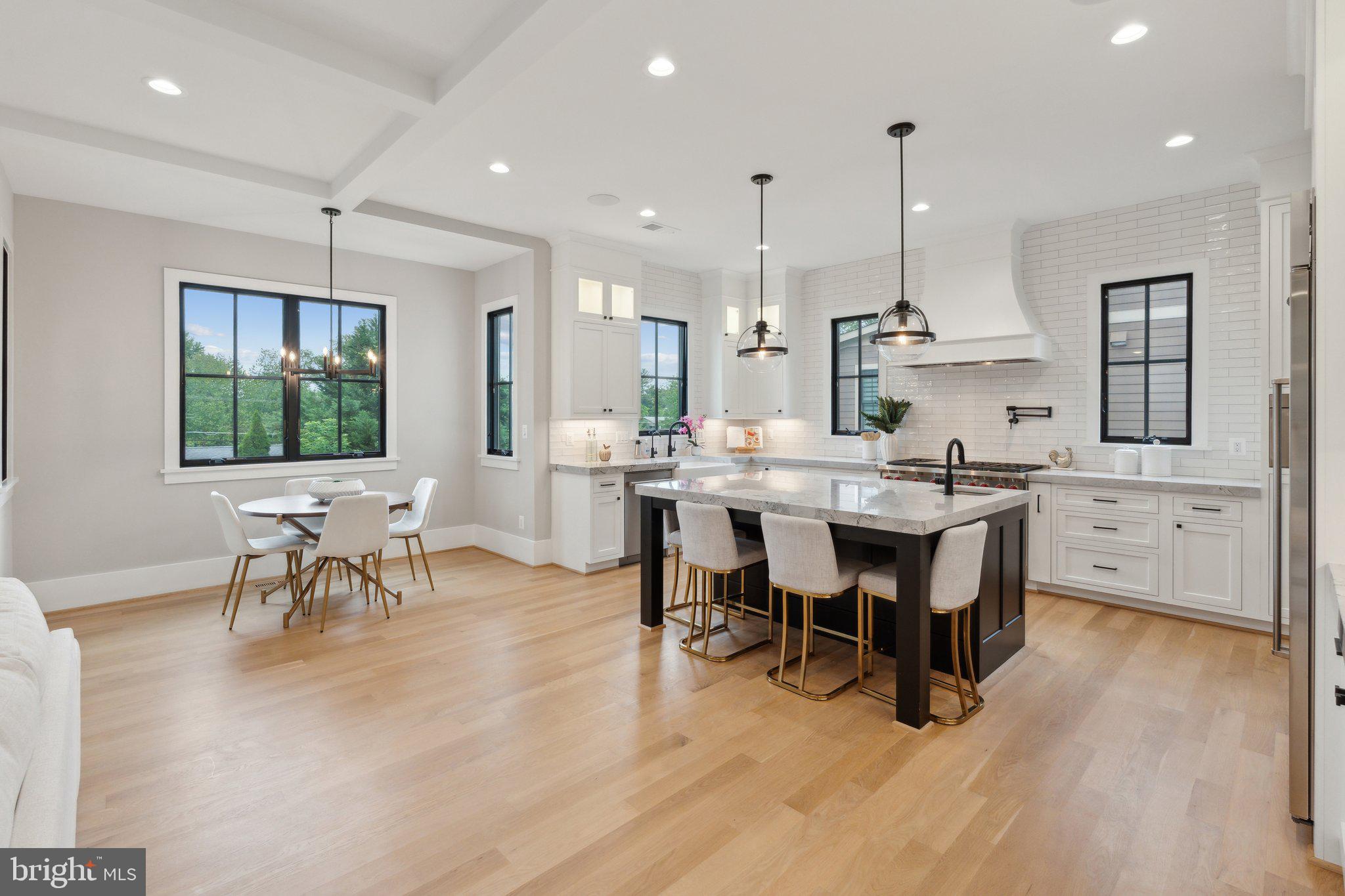 ROSEMONT - Residential