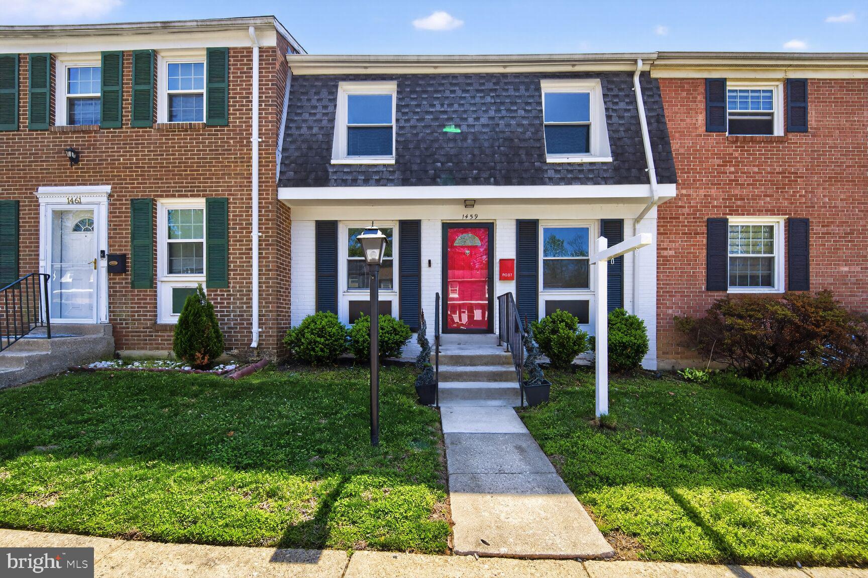 Beautifully updated 4BR/3BA townhome in sought-after Pinewood Hills, offering nearly 2,000 sq ft across three finished levels. Bright, open main level features a modern kitchen with stainless steel appliances, stylish finishes, and spacious living/dining areas. Upstairs includes generously sized bedrooms and a primary suite with private bath. Fully finished lower level offers a large family room, 4th bedroom, and full bath—perfect for guests, recreation space, or a home office. Enjoy private outdoor space ideal for relaxing or entertaining. Conveniently located near National Harbor, shopping, dining, and major commuter routes to DC and Northern Virginia. Move-in ready!

*****Condominium is not currently FHA-approved; however, FHA financing may still be possible through a Single-Unit (Spot) Approval. Lender familiar with the approval process is available to assist qualified buyers. Contact listing agent for lender information and additional details*****