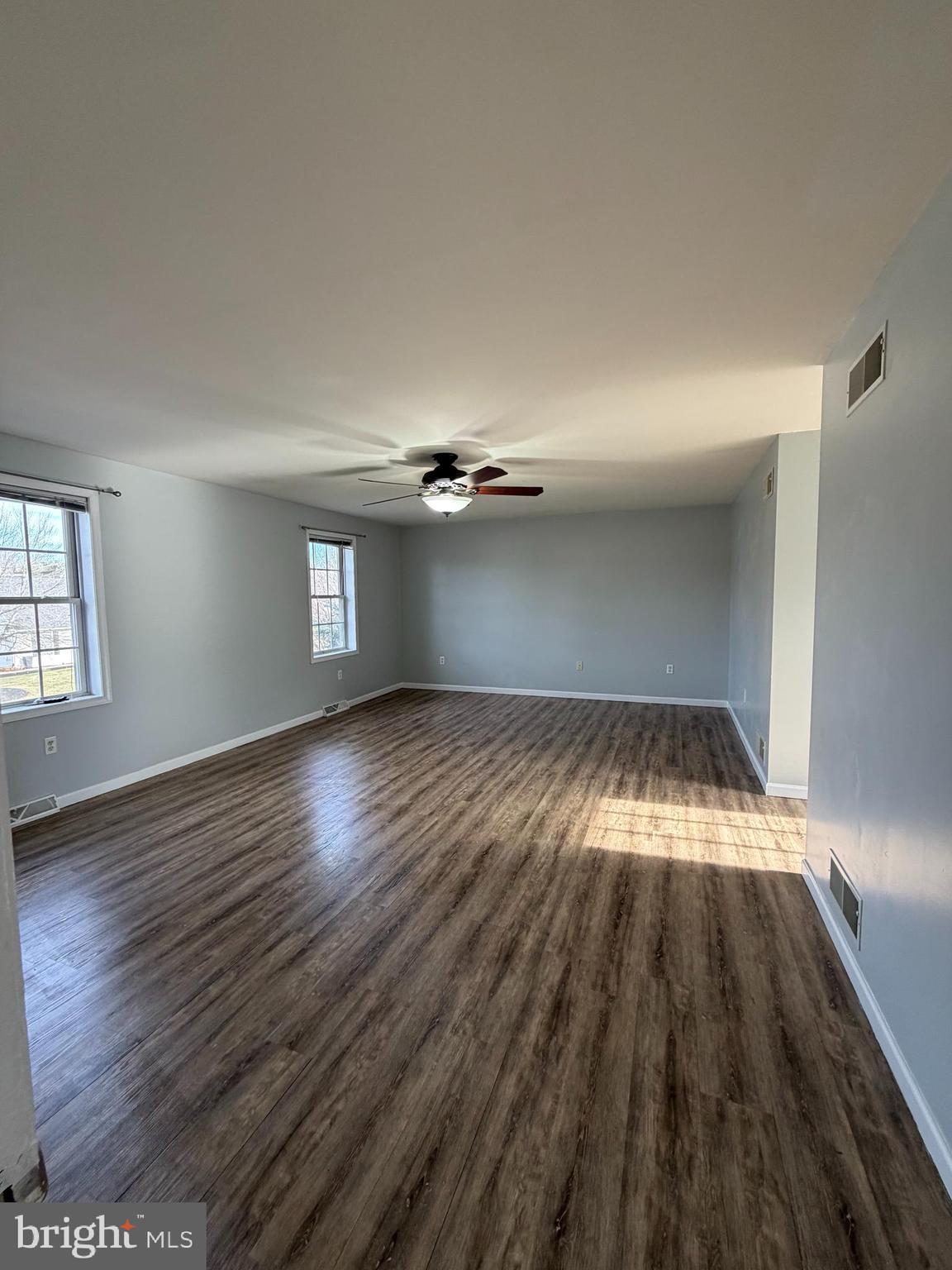 COLUMBIA - Residential