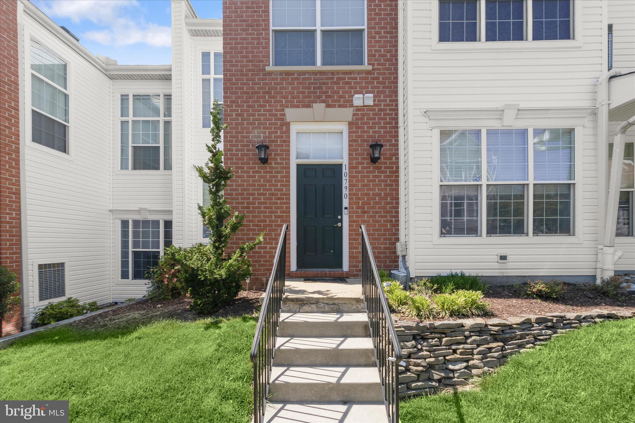 THE WHITNEY TOWN CENTER - Residential