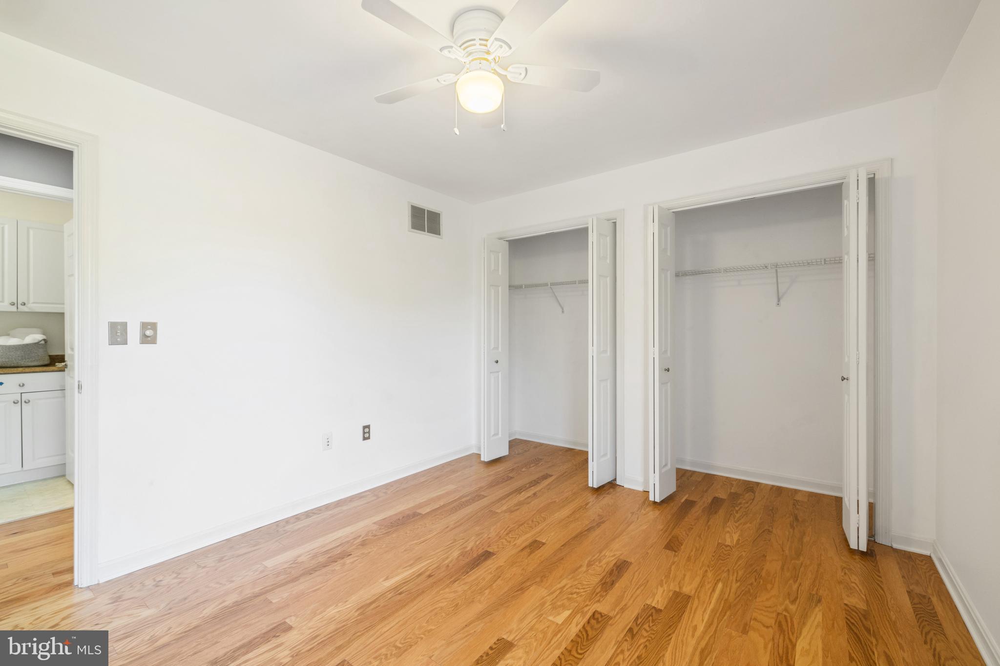 PLEASANT PLAINS - Residential