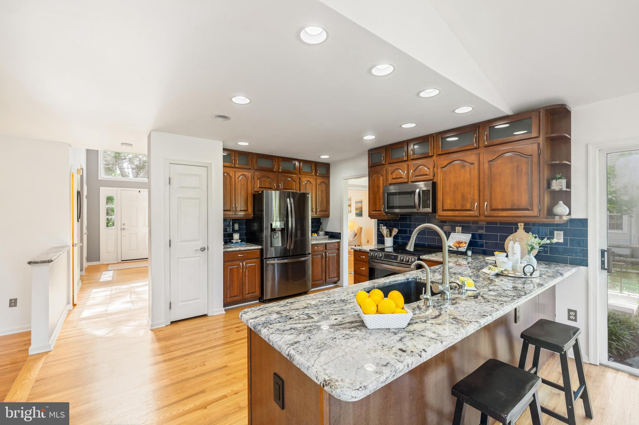 PLEASANT PLAINS - Residential