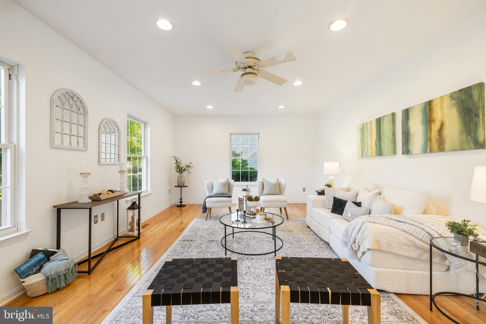 PLEASANT PLAINS - Residential