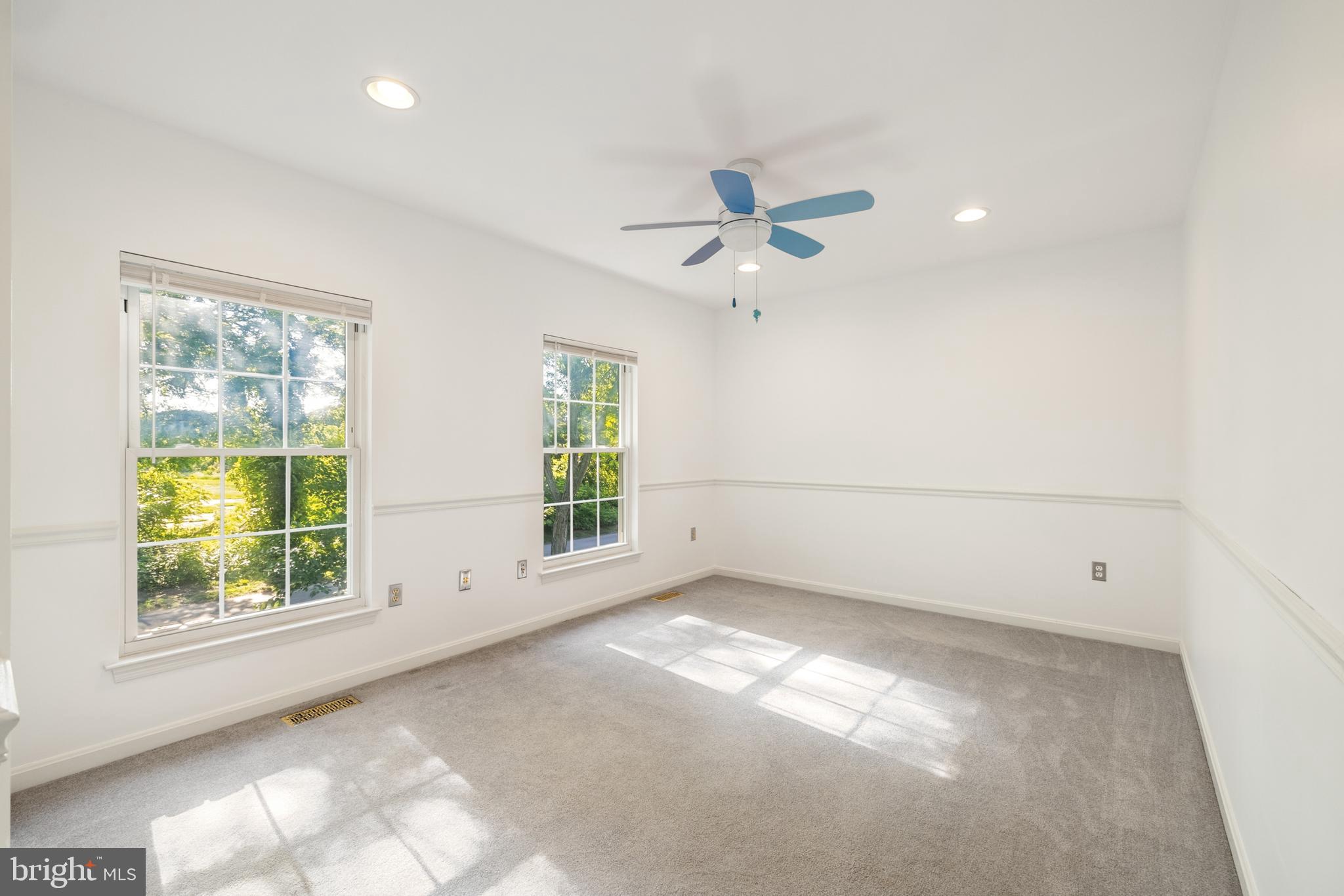 PLEASANT PLAINS - Residential