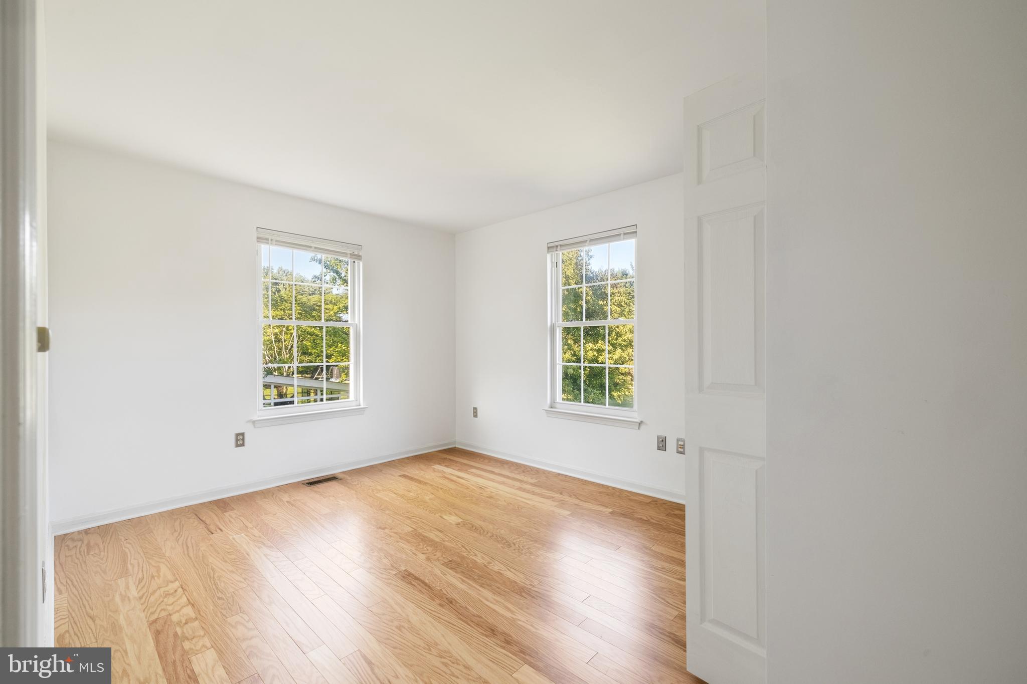 PLEASANT PLAINS - Residential