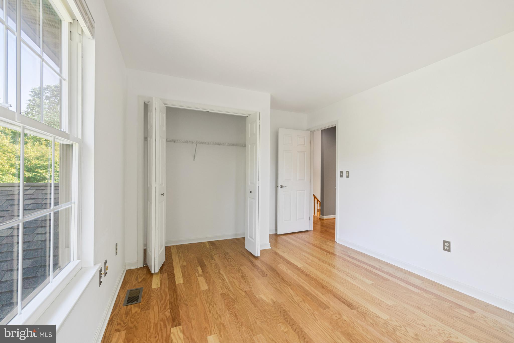 PLEASANT PLAINS - Residential