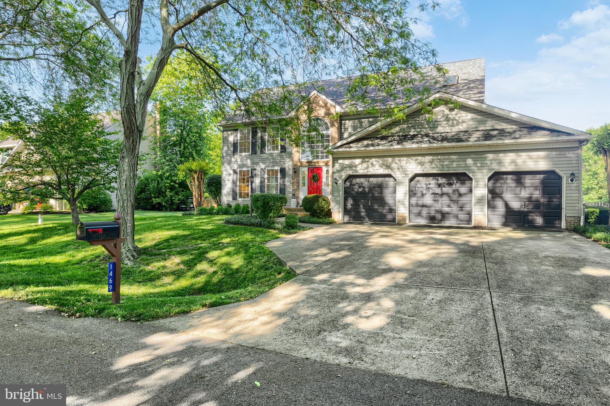PLEASANT PLAINS - Residential