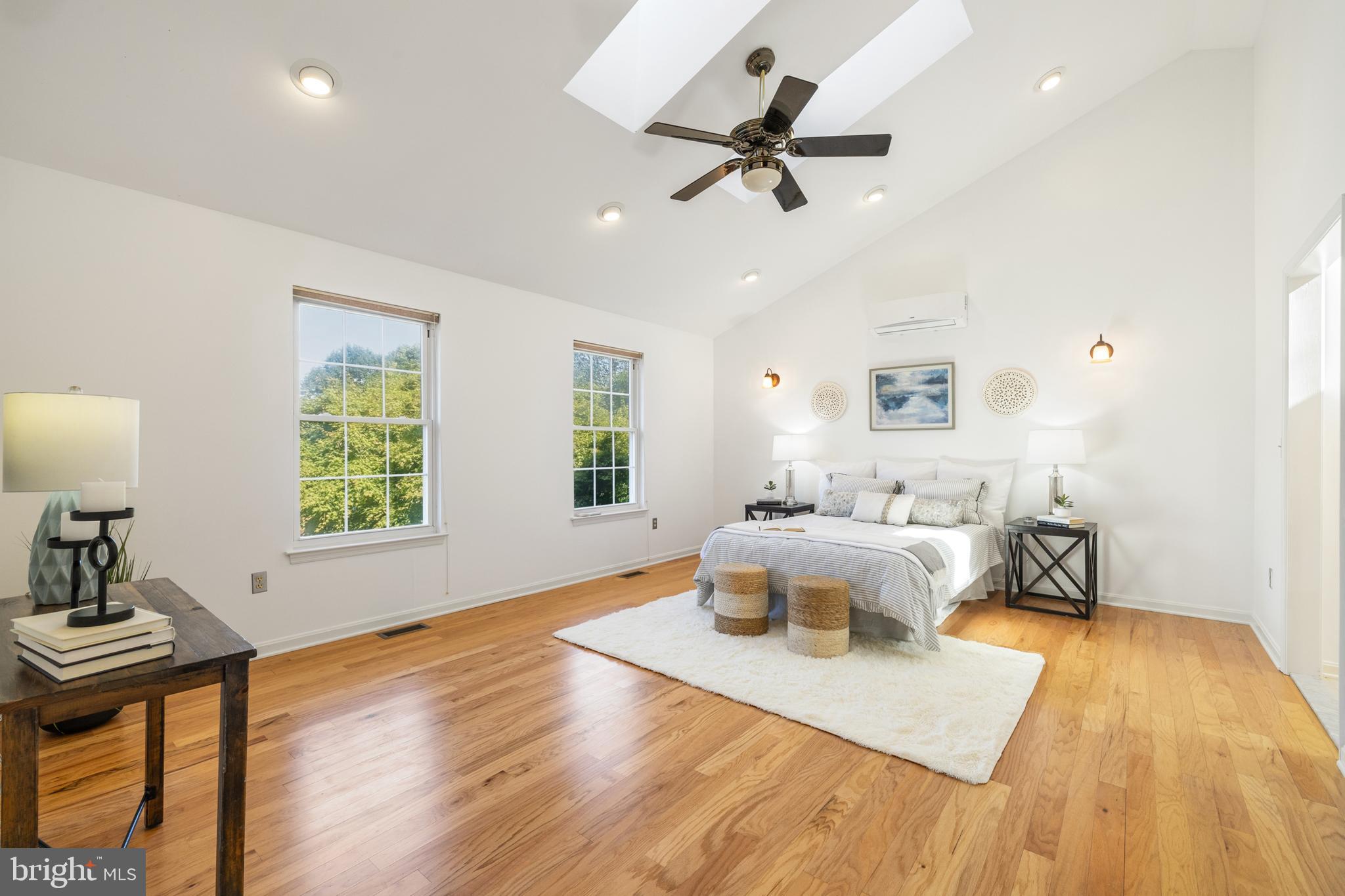 PLEASANT PLAINS - Residential
