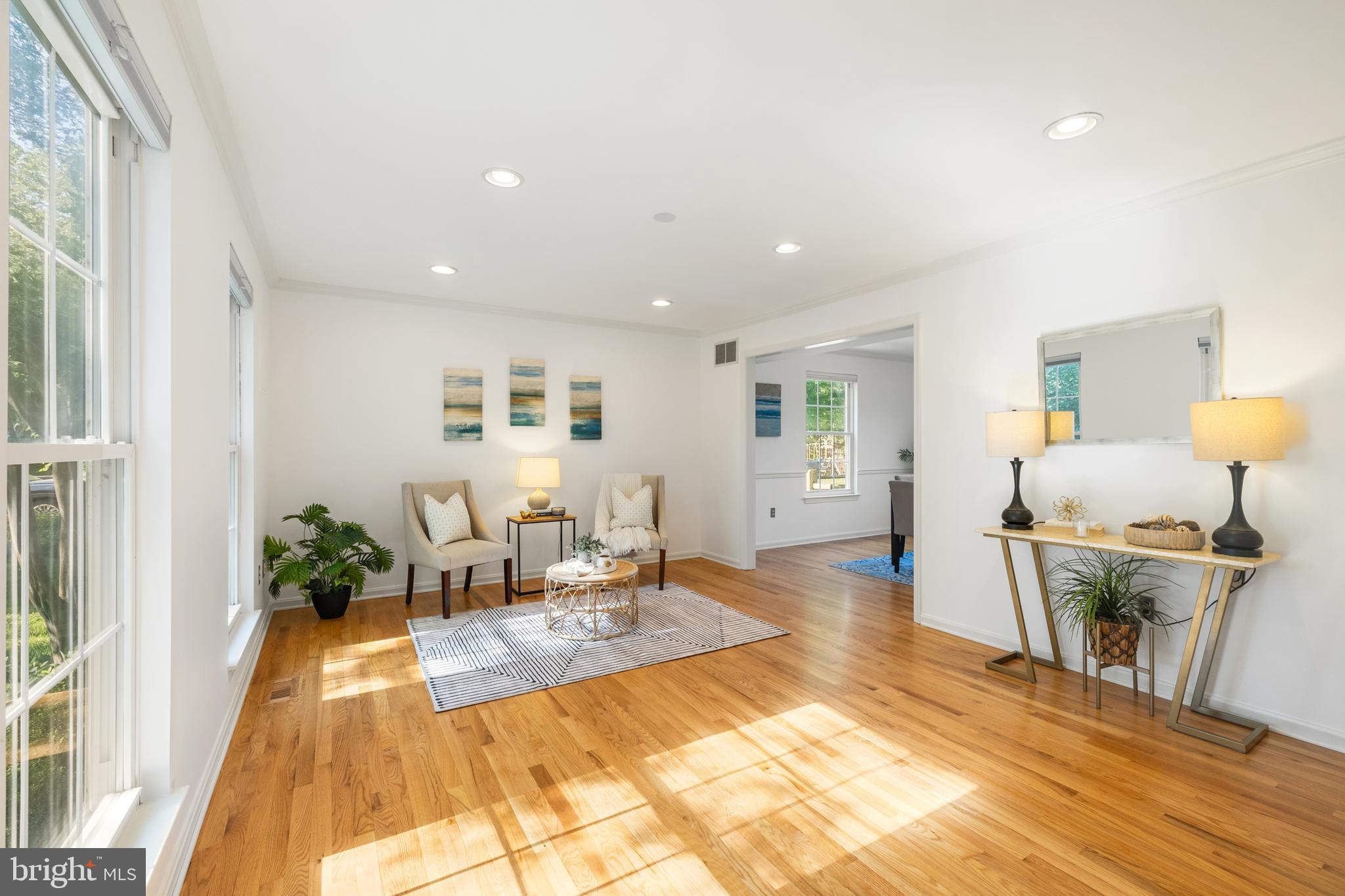 PLEASANT PLAINS - Residential