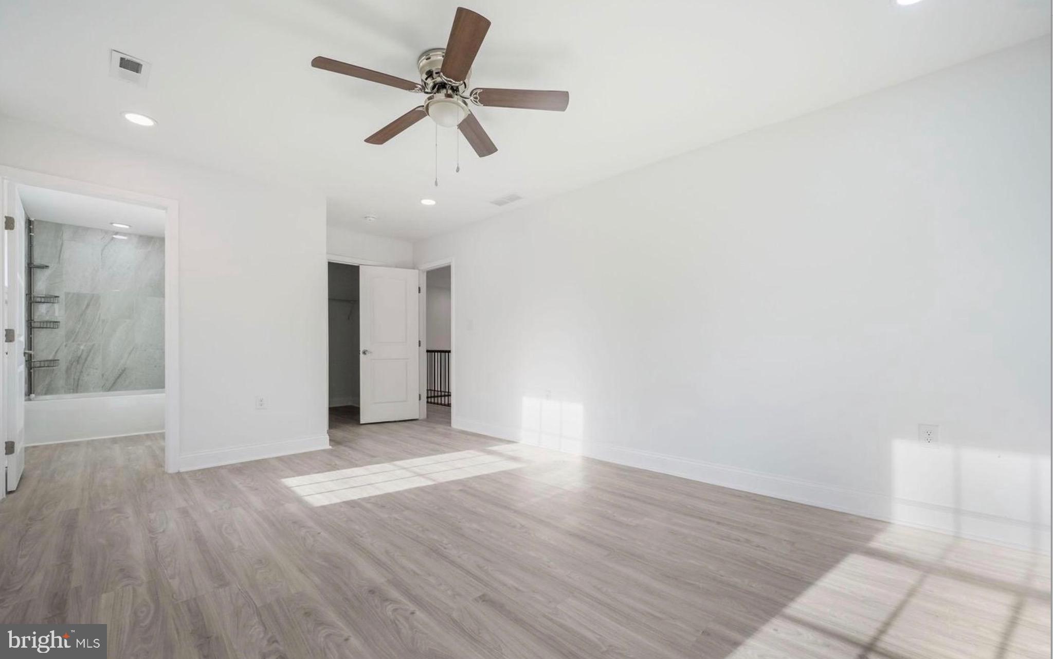 CORBINS CLOSE - Residential