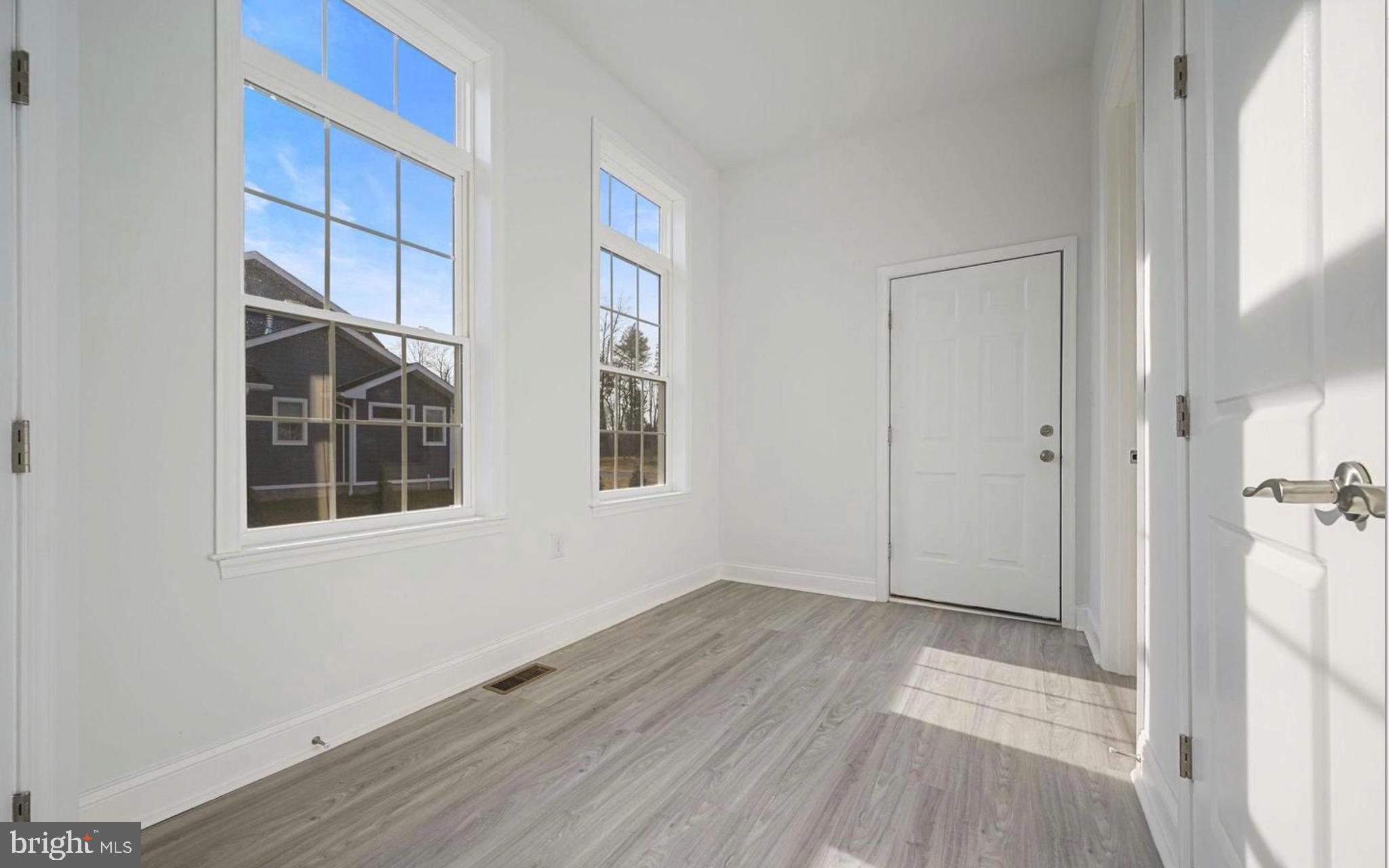 CORBINS CLOSE - Residential