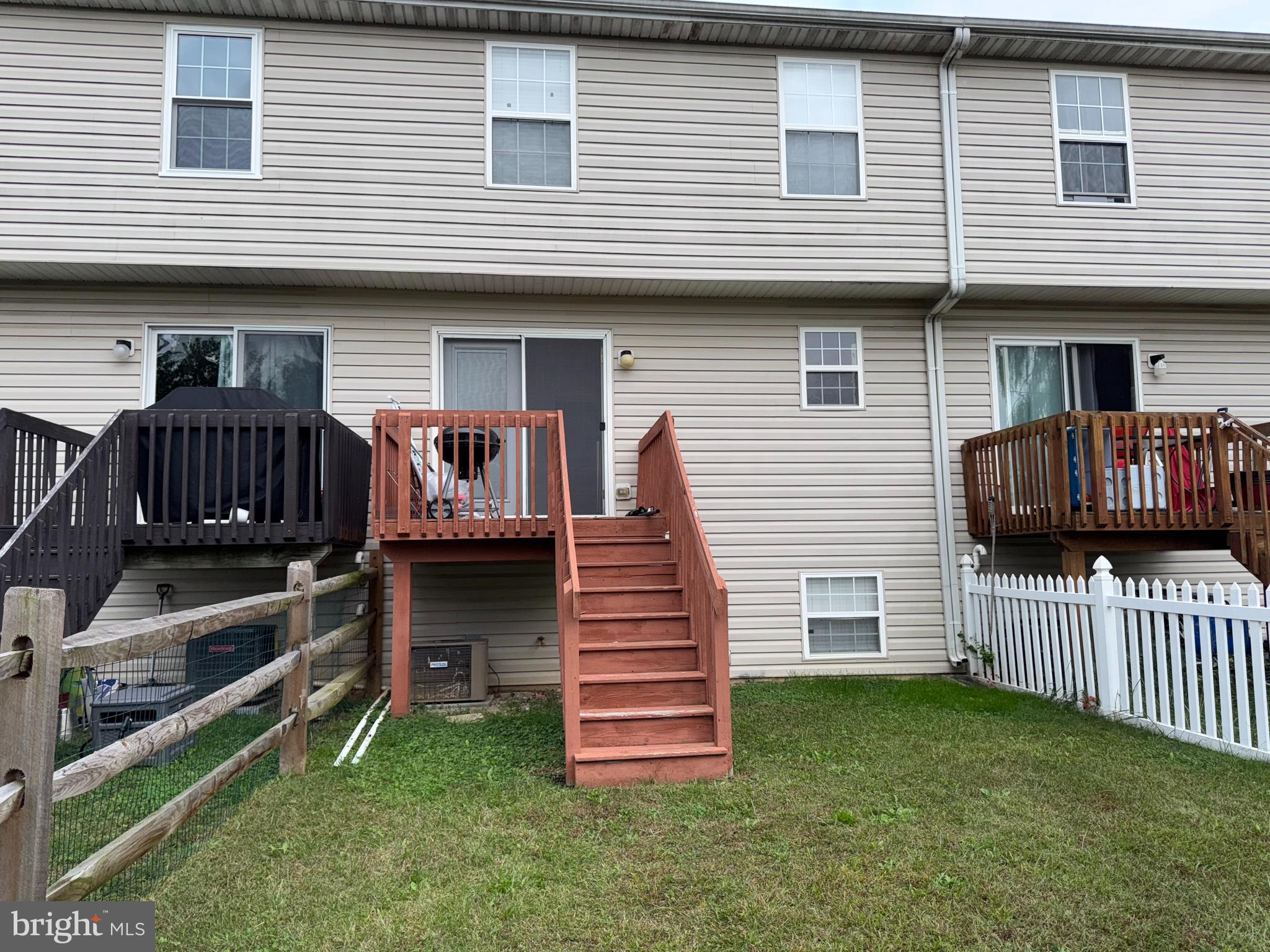 SUNNYSIDE VILLAGE - Residential